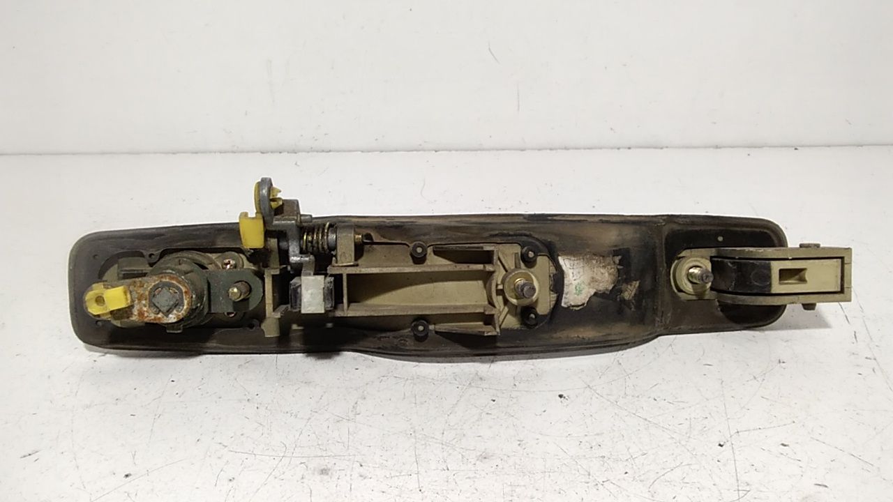 Maniglia esterna Anteriore Sinistra SSANGYONG Rexton 1 Serie