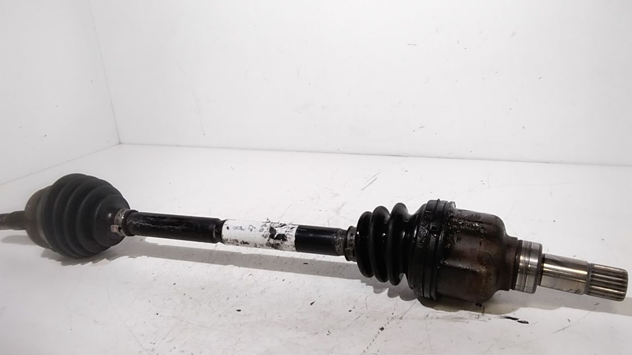Semiasse anteriore Sinistro PEUGEOT 208 Serie (12>19)