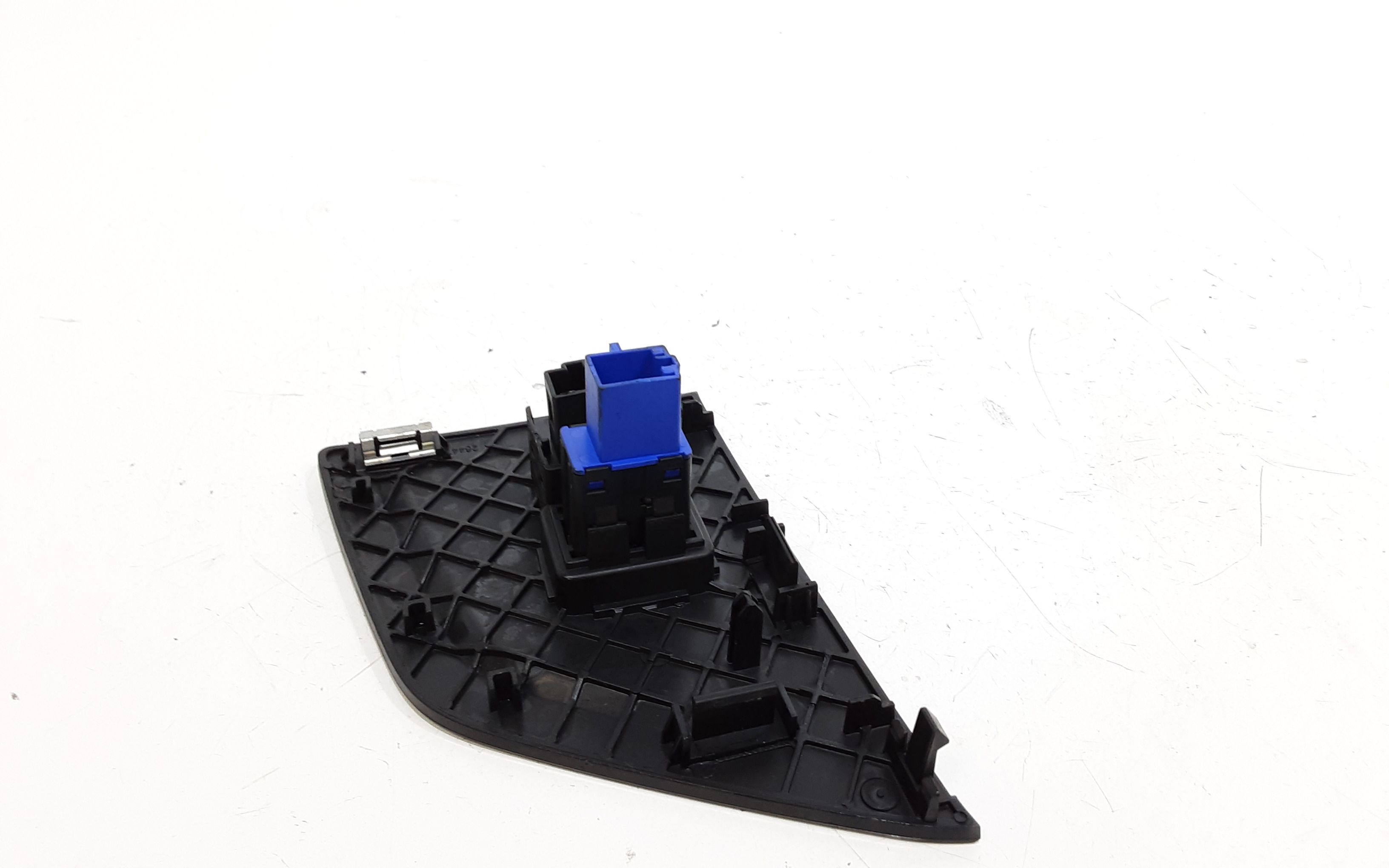 Pulsante luci di emergenza VOLKSWAGEN Polo 6 Serie