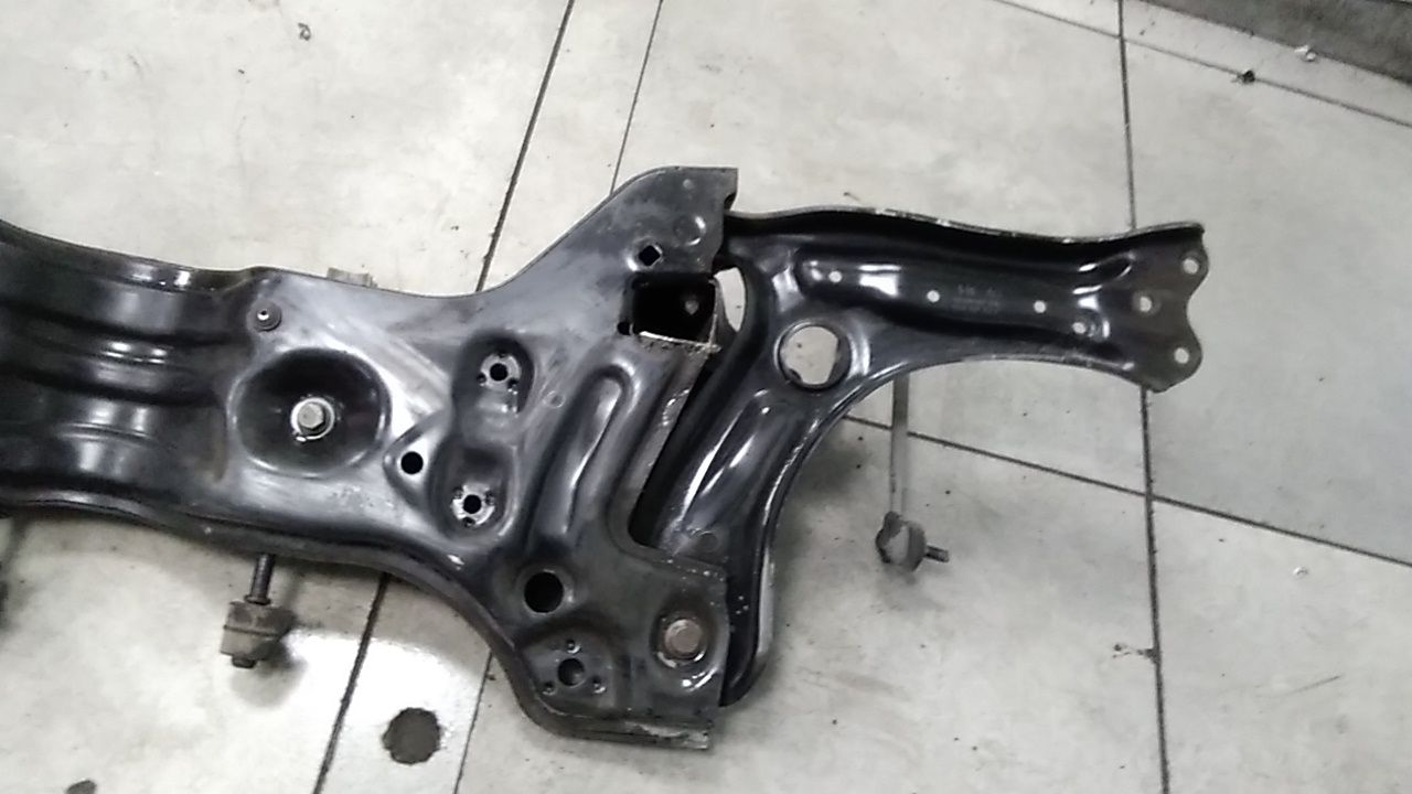 Culla Motore VOLKSWAGEN Polo 5 Serie