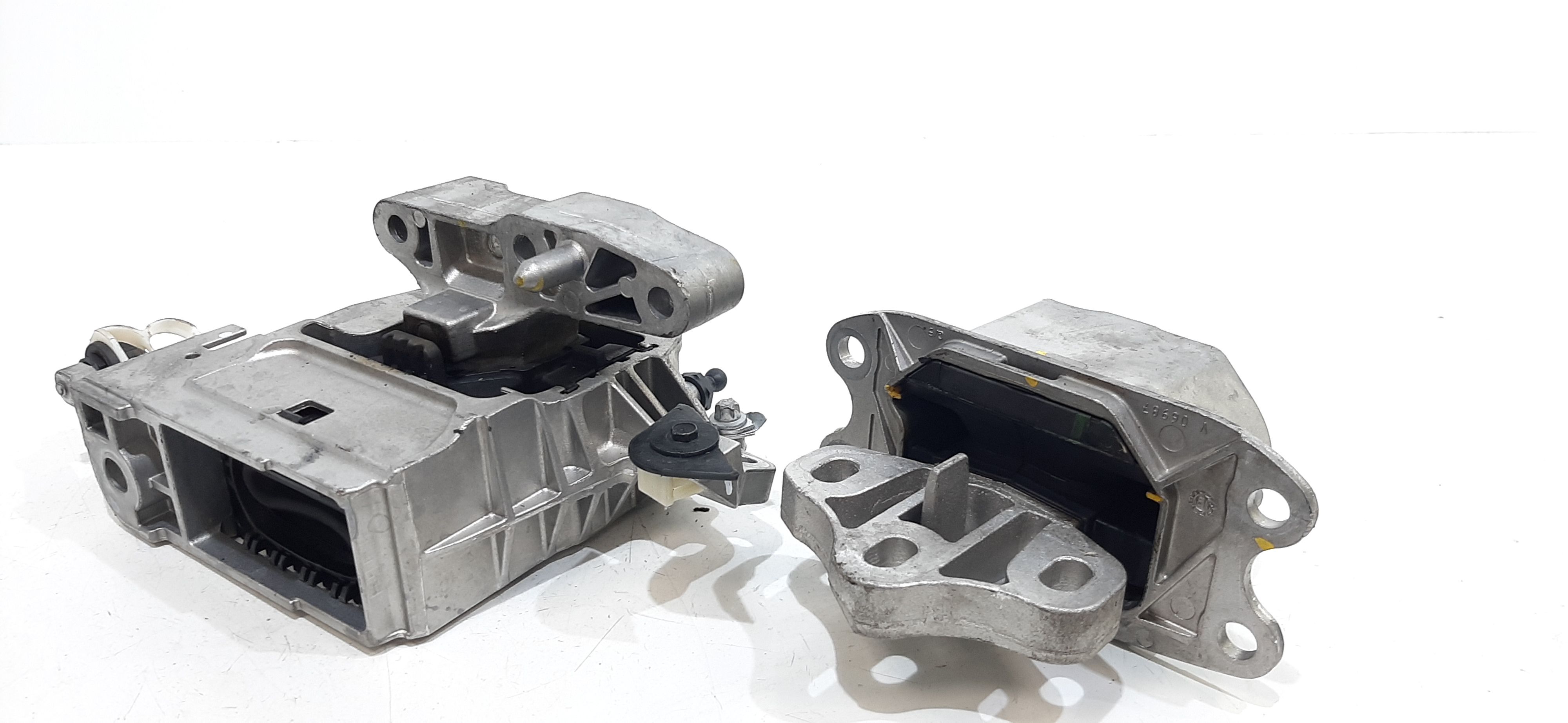 Supporti Motore BMW X1 Xdrive (G01) (18>)