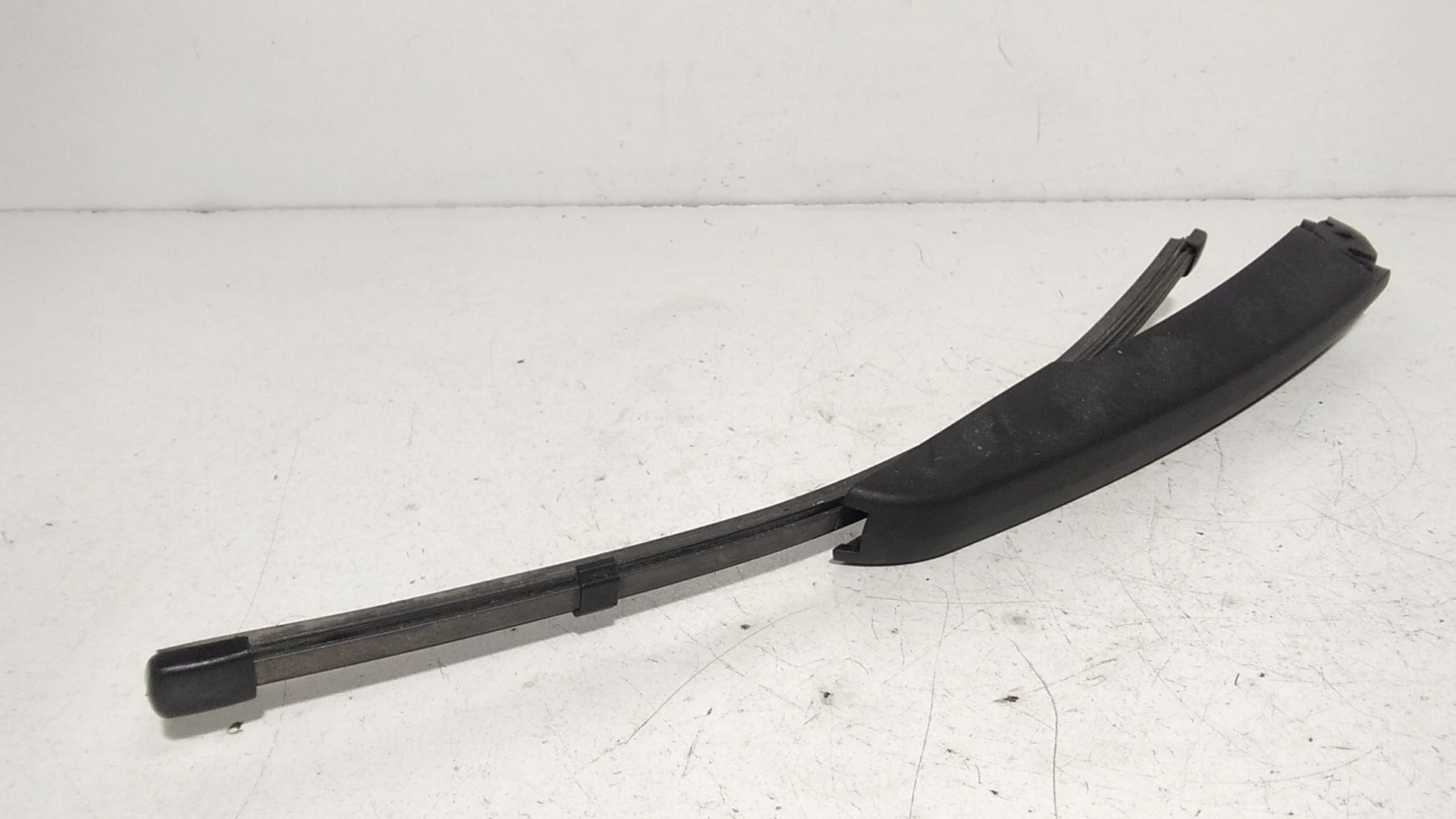 Braccio tergicristallo posteriore BMW X1 Xdrive (G01) (18>)