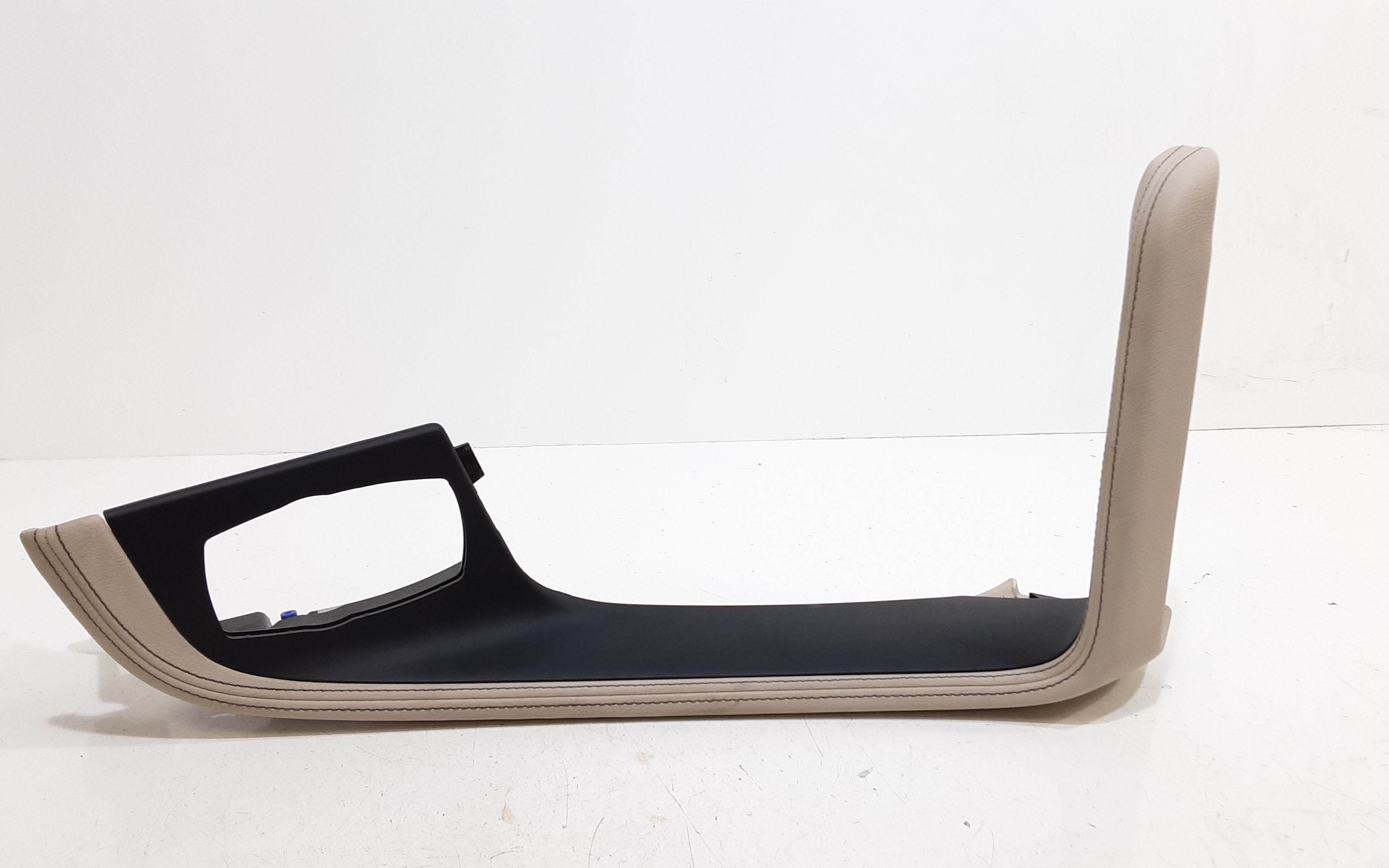 Rivestimento consolle centrale BMW X1 Xdrive (G01) (18>)