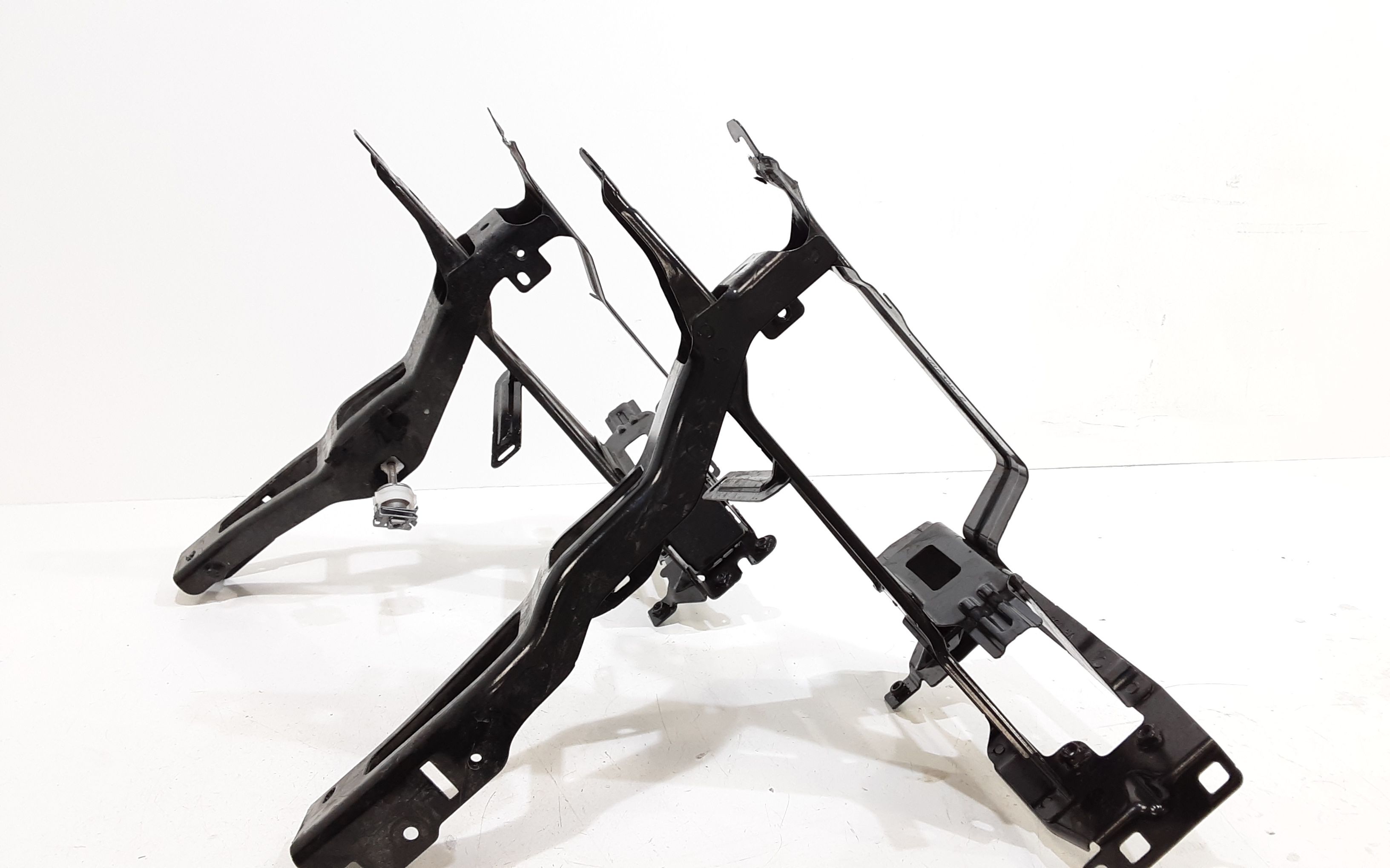 Staffe guida rinforzo paraurti anteriore BMW X4 Serie (G02) (18>)