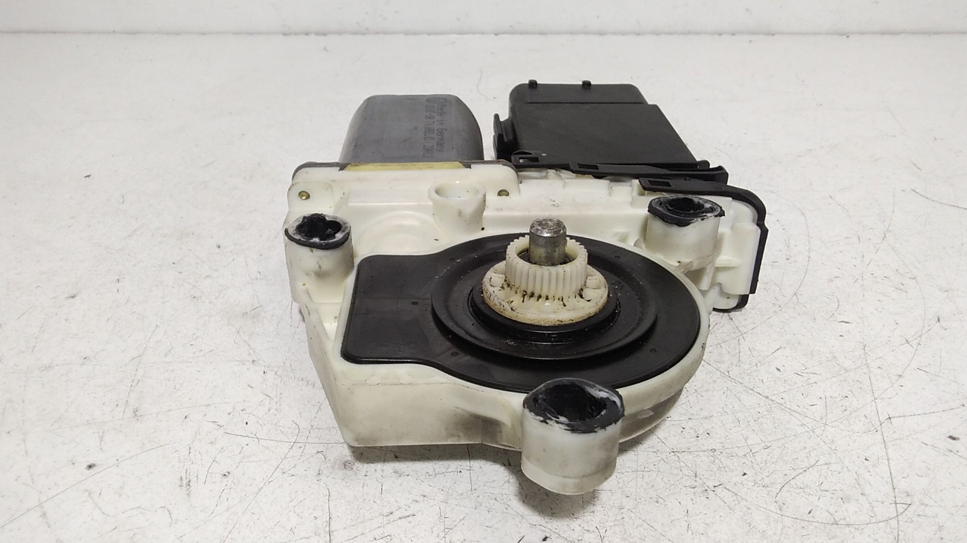 Motorino Alzavetro anteriore Sinistro VOLKSWAGEN Golf 4 Berlina (97>03)