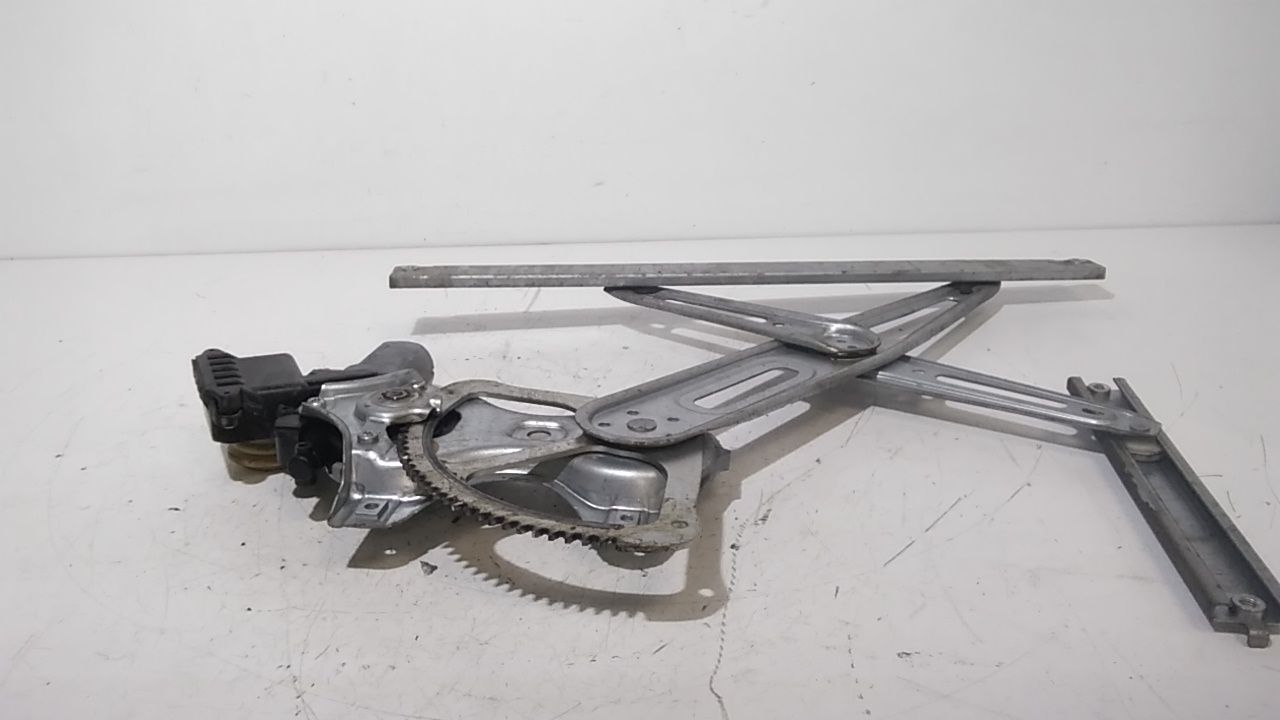 Cremagliera anteriore sinistra Guida TOYOTA Yaris 3 Serie