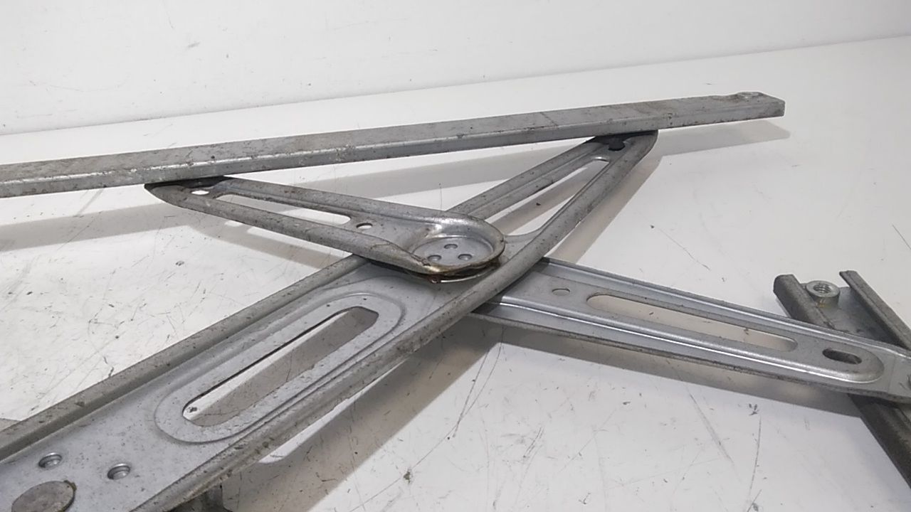 Cremagliera anteriore sinistra Guida TOYOTA Yaris 3 Serie