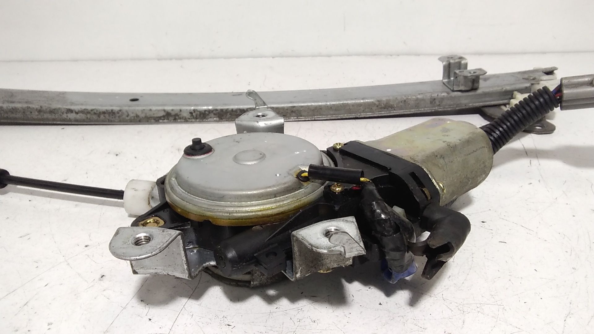 Cremagliera anteriore sinistra Guida NISSAN X-Trail 1 Serie