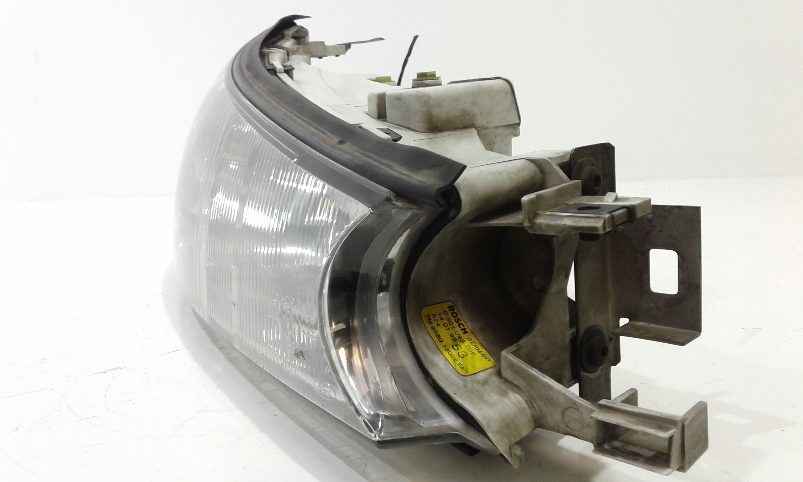 Faro anteriore Destro Passeggero FORD Mondeo Berlina 2 Serie