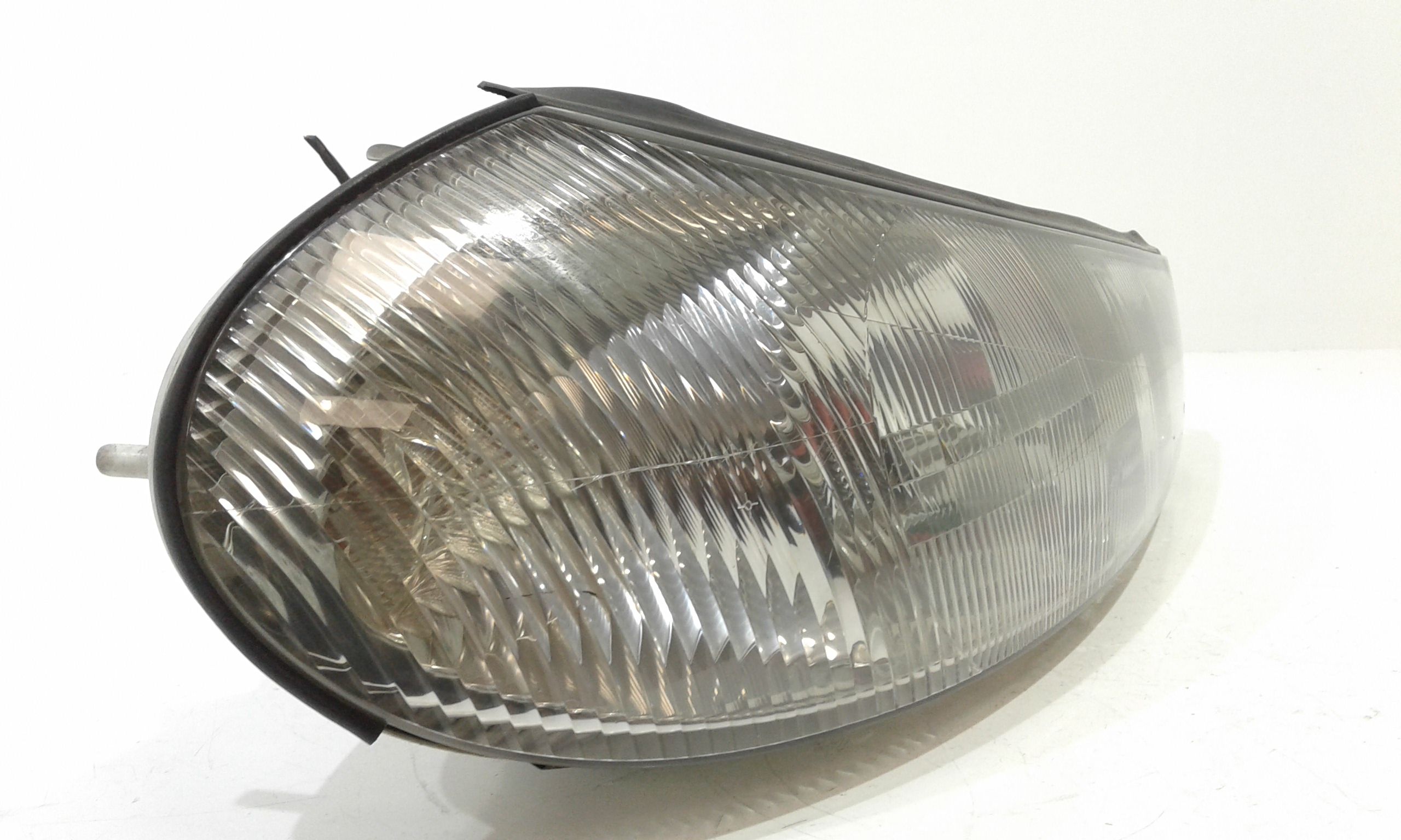 Faro anteriore Destro Passeggero FORD Mondeo Berlina 2 Serie