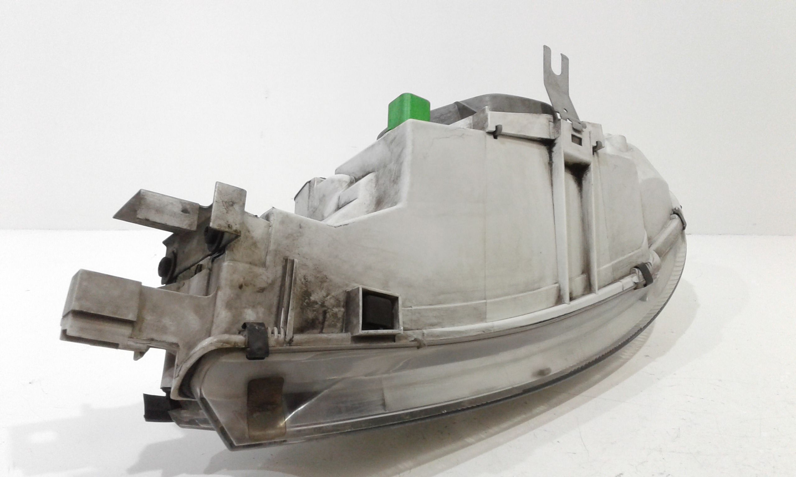 Faro anteriore Destro Passeggero FORD Mondeo Berlina 2 Serie