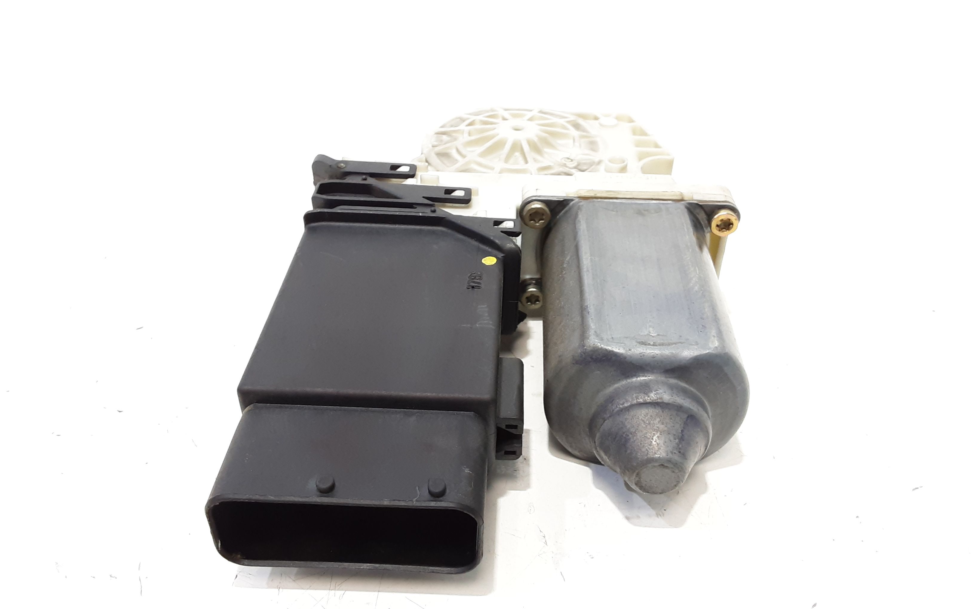 Motorino Alzavetro anteriore destra VOLKSWAGEN Golf 4 Berlina (97>03)