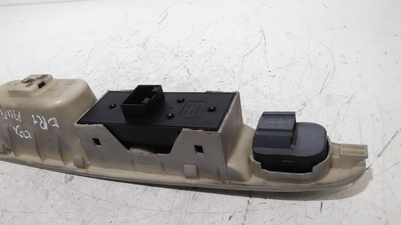 Pulsantiera anteriore sinistra Guida DR 1 1 Serie