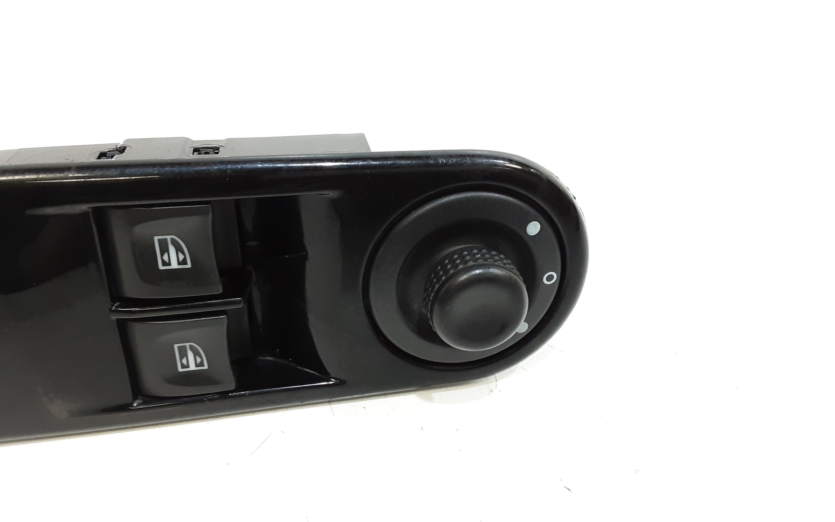 Pulsantiera anteriore sinistra Guida RENAULT Clio Serie IV (12>19)