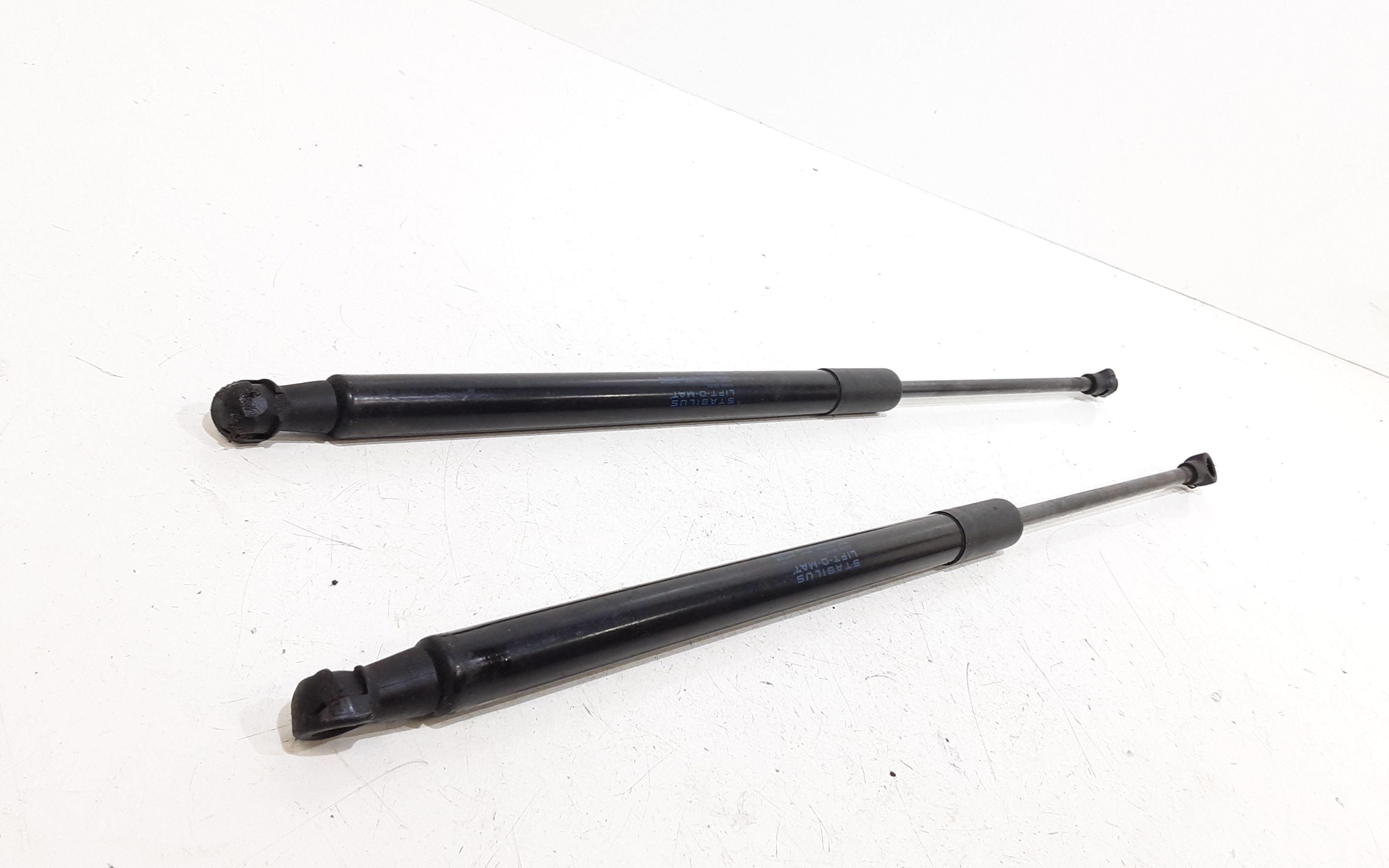 Pistoncini cofano Post. SMART Forfour 453