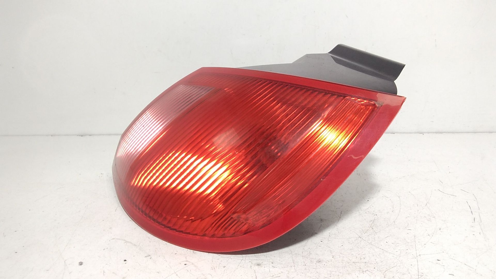 Stop fanale posteriore Destro Passeggero MITSUBISHI Colt Serie 3P (Z30)  (04>12)