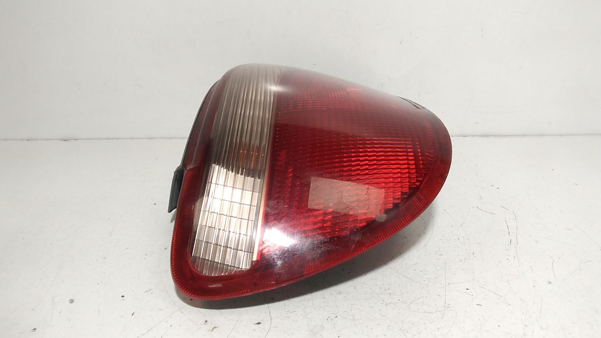 Stop fanale Posteriore sinistro lato Guida TOYOTA Yaris 1 Serie