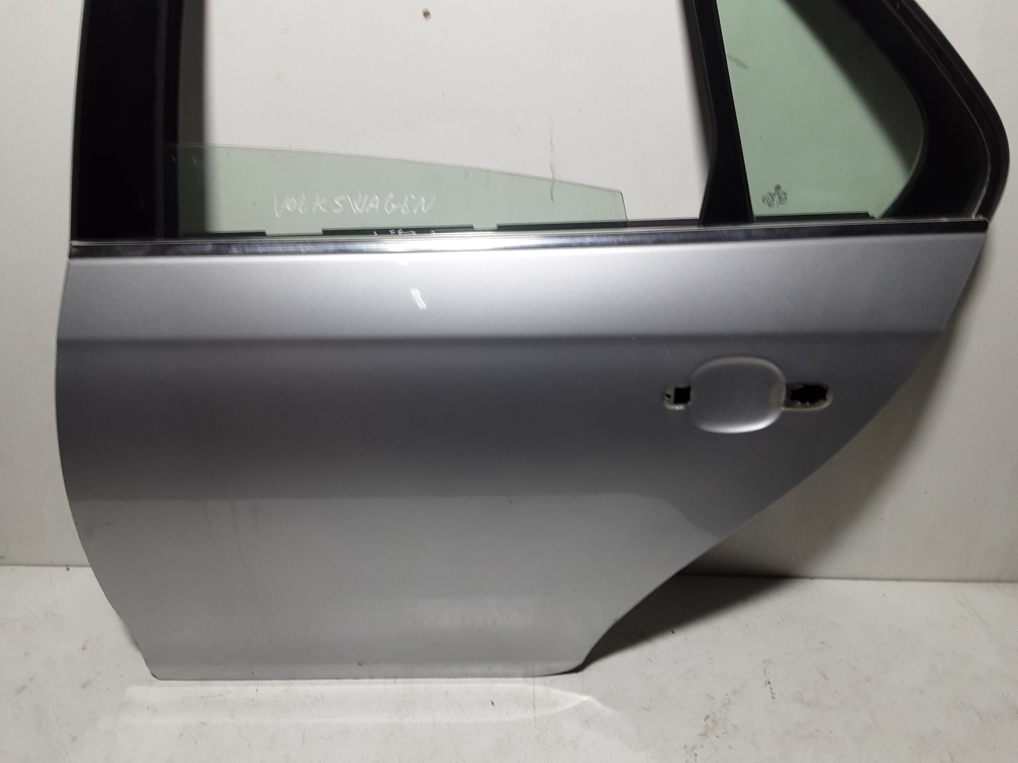 Portiera Posteriore Sinistra VOLKSWAGEN Jetta Serie A5