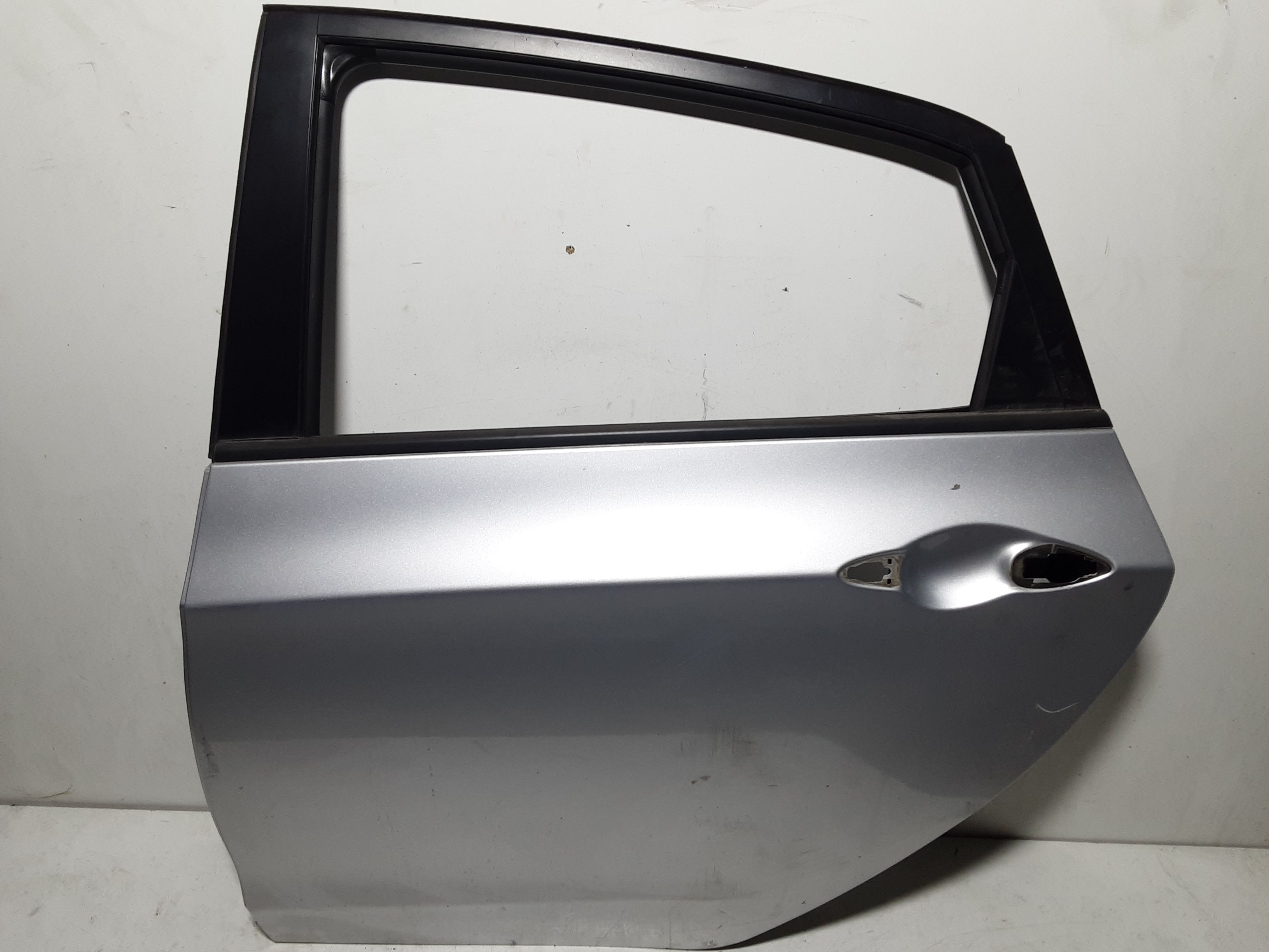Portiera Posteriore Sinistra HYUNDAI i30 Serie (12>18)