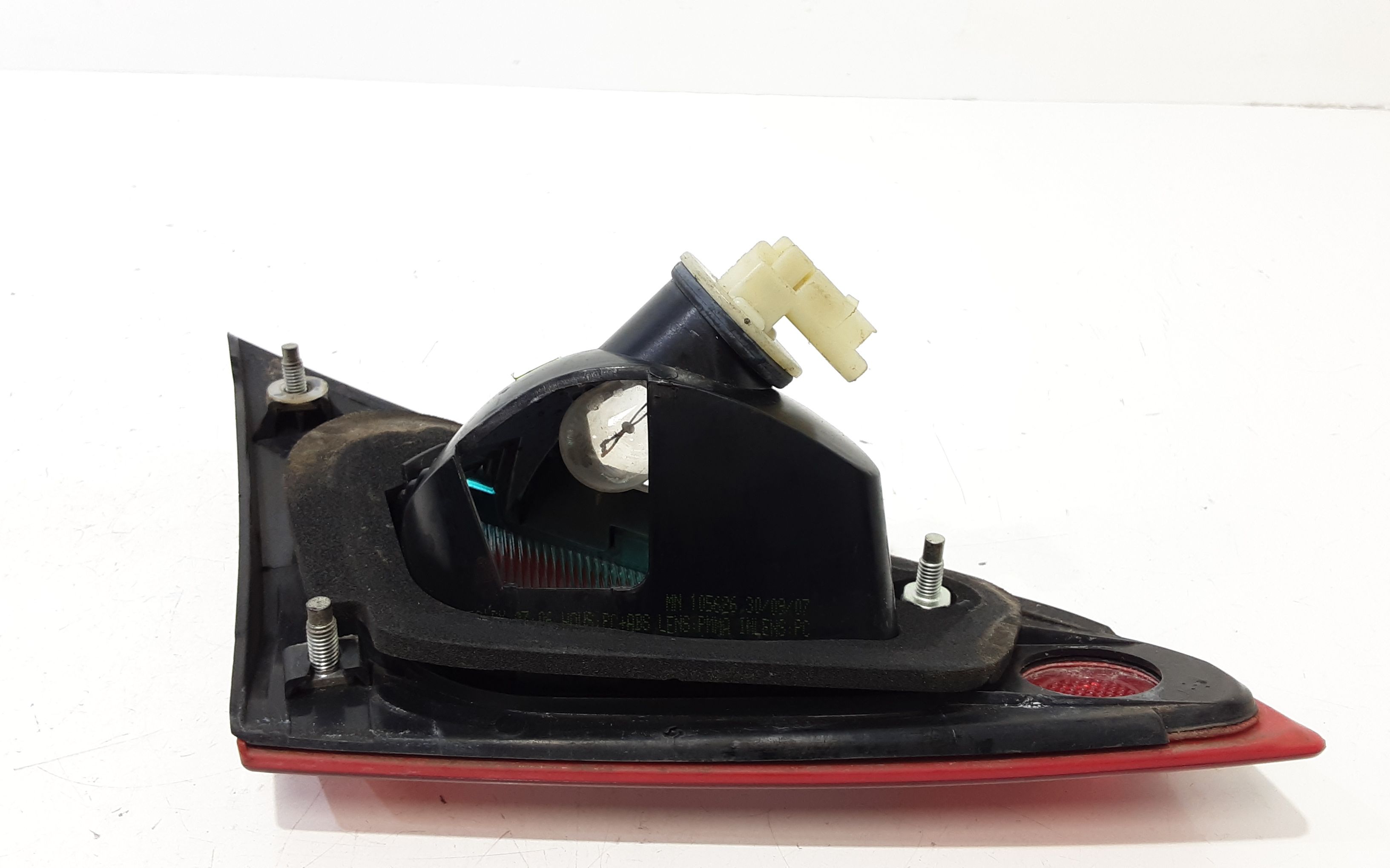 Stop Posteriore Destro Integrato nel Portello MITSUBISHI Colt Serie 3P (Z30)  (04>12)