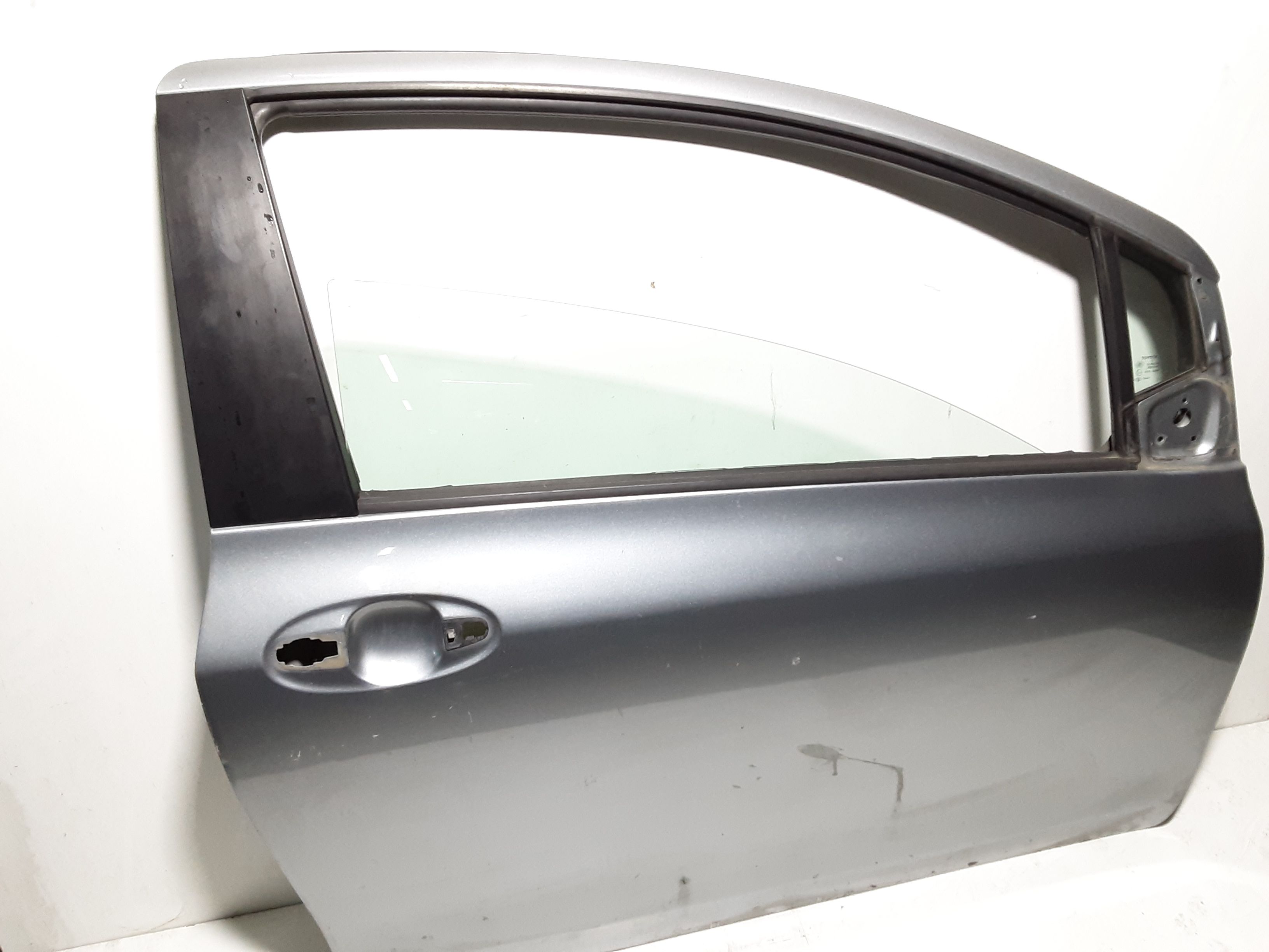 Portiera anteriore Destra TOYOTA Yaris 2 Serie