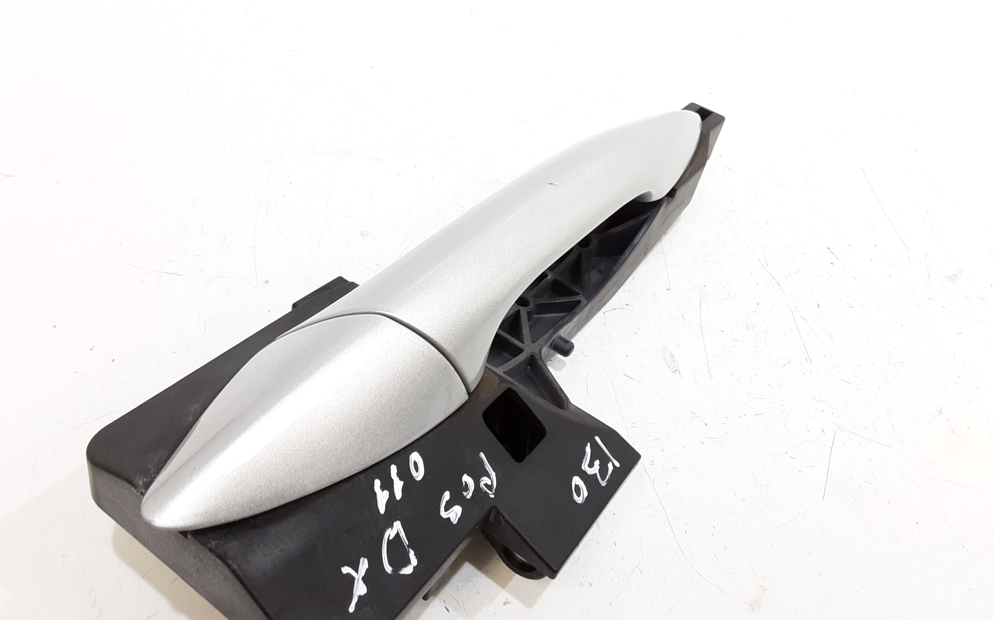 Maniglia esterna Posteriore Destra HYUNDAI i30 Serie (12>18)