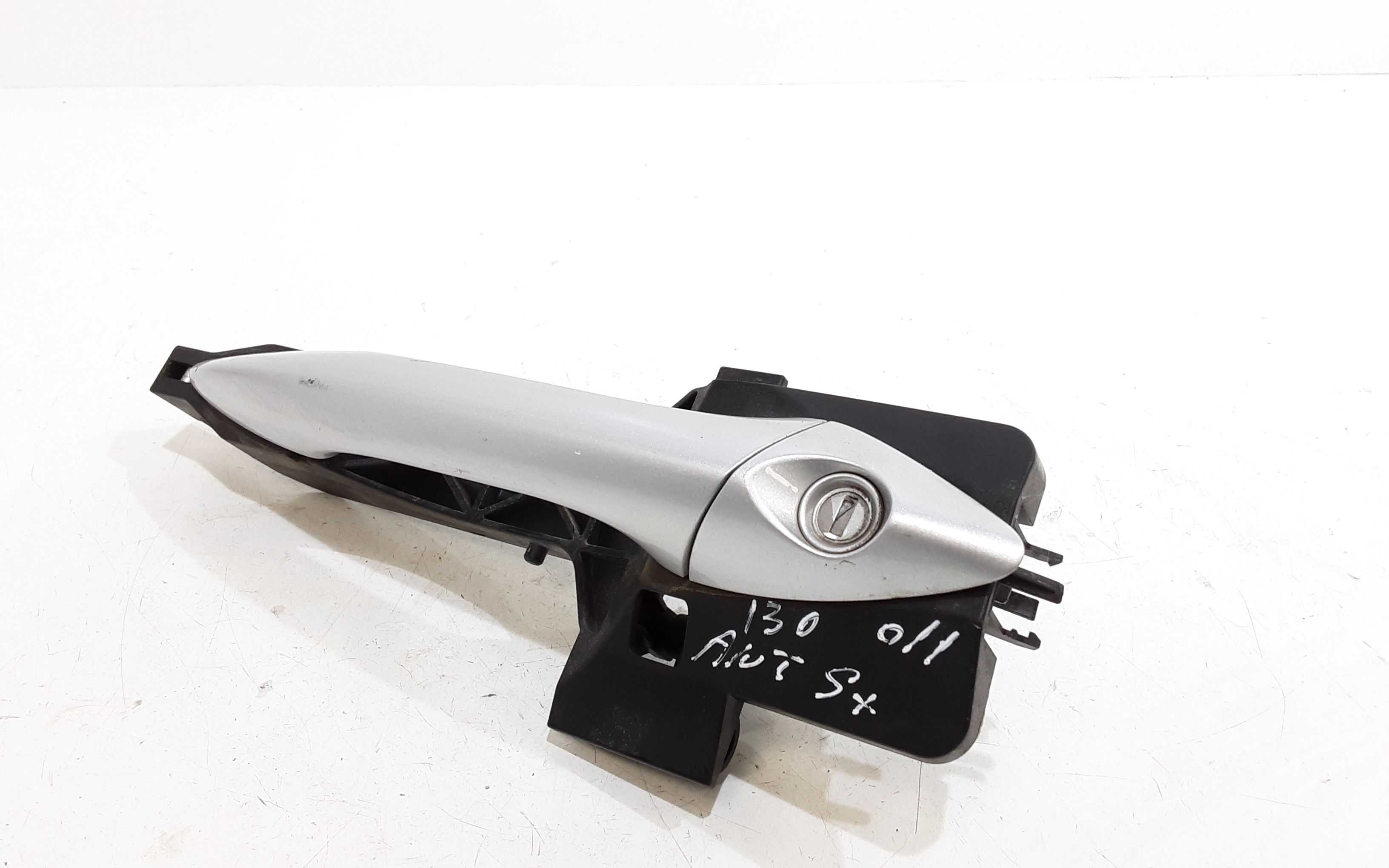 Maniglia esterna Anteriore Sinistra HYUNDAI i30 Serie (12>18)