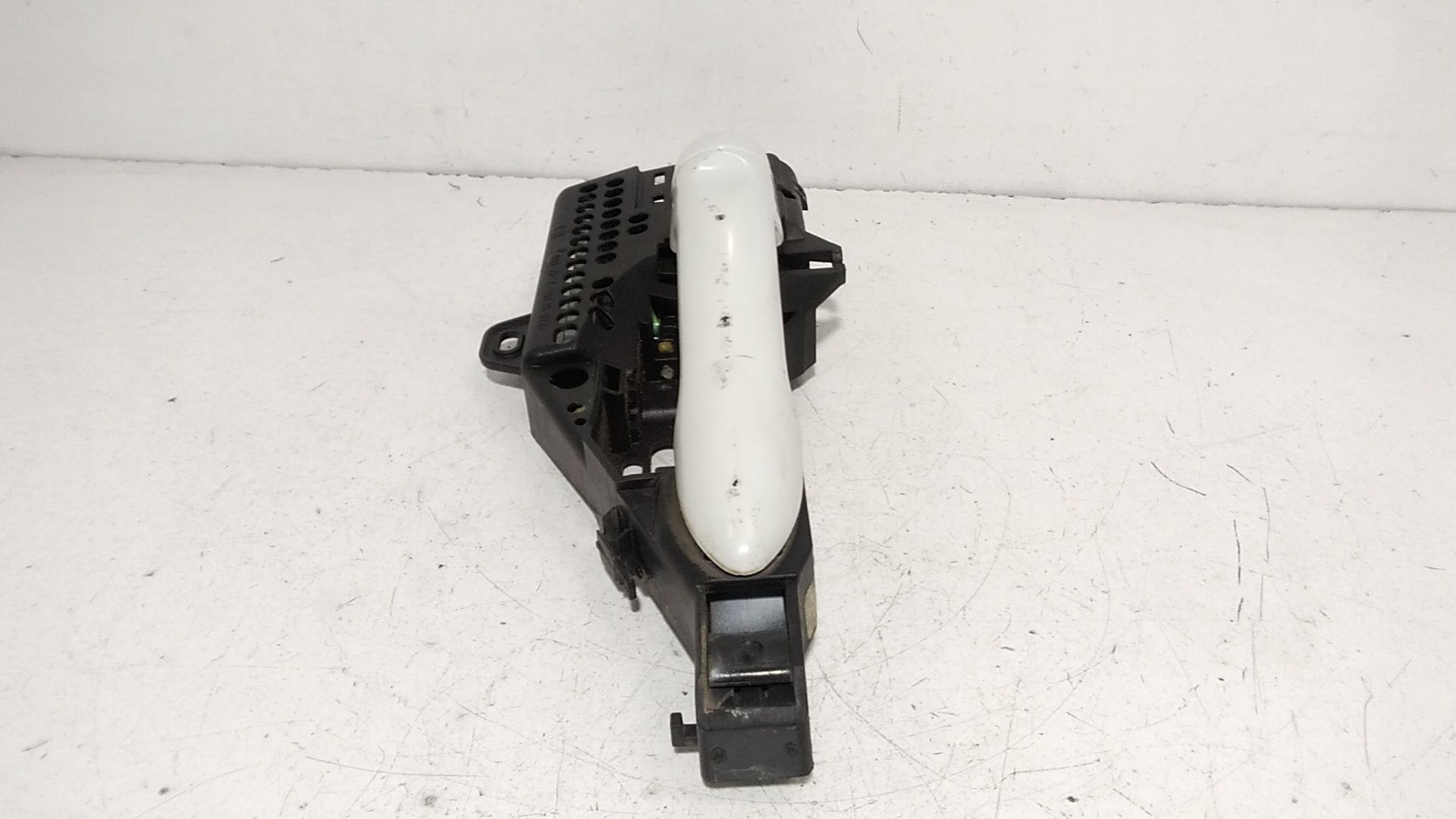 Maniglia esterna Anteriore Destra RENAULT Clio Serie IV (12>19)