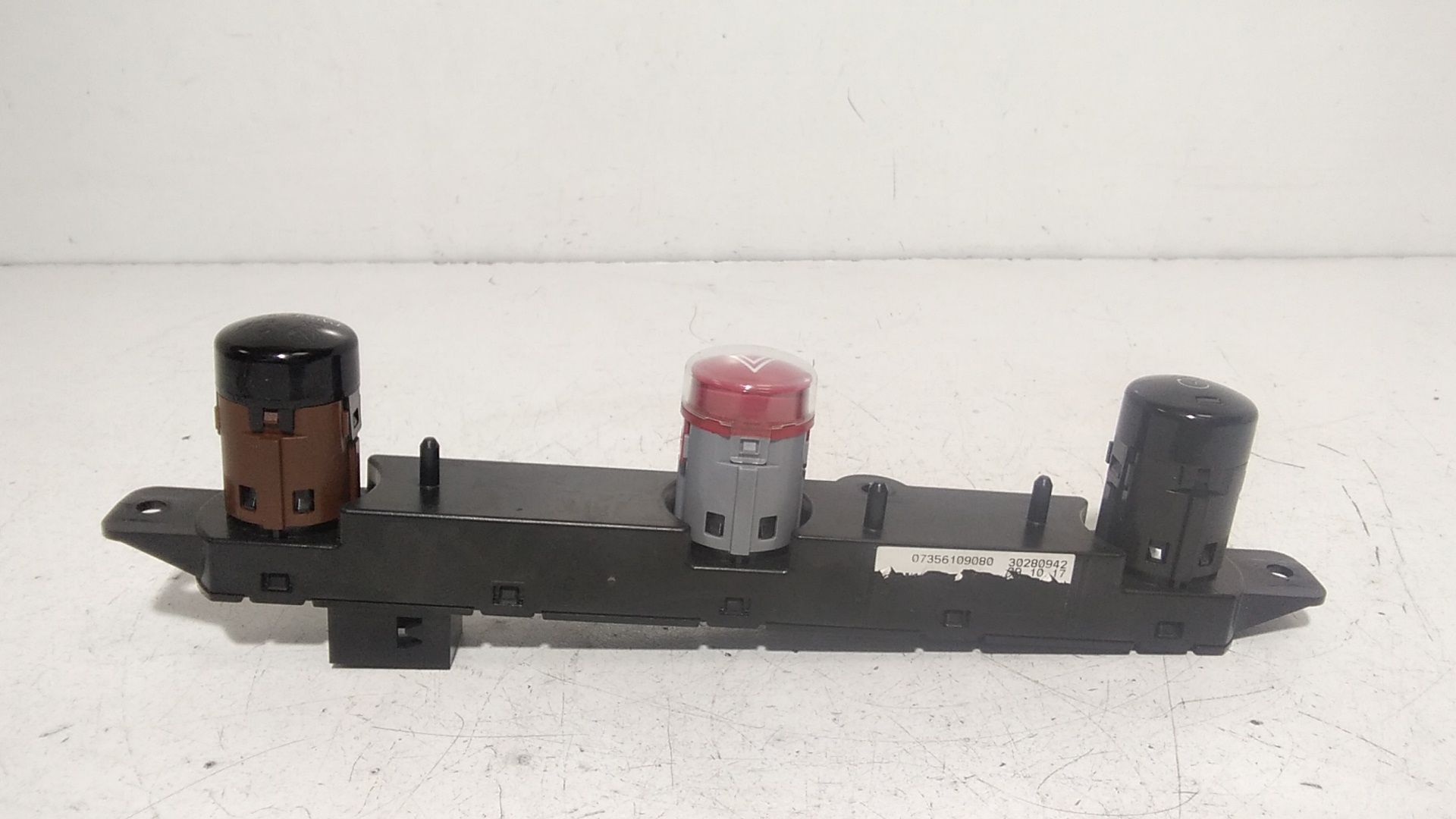 Pulsante luci di emergenza FIAT 500 X Serie (15>)