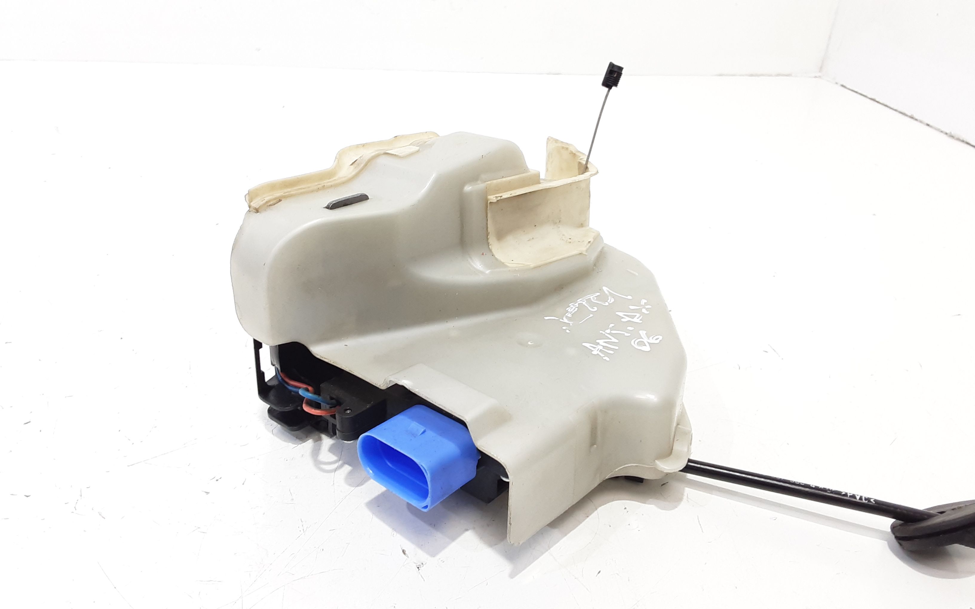 Serratura Anteriore Destra VOLKSWAGEN Jetta Serie A5