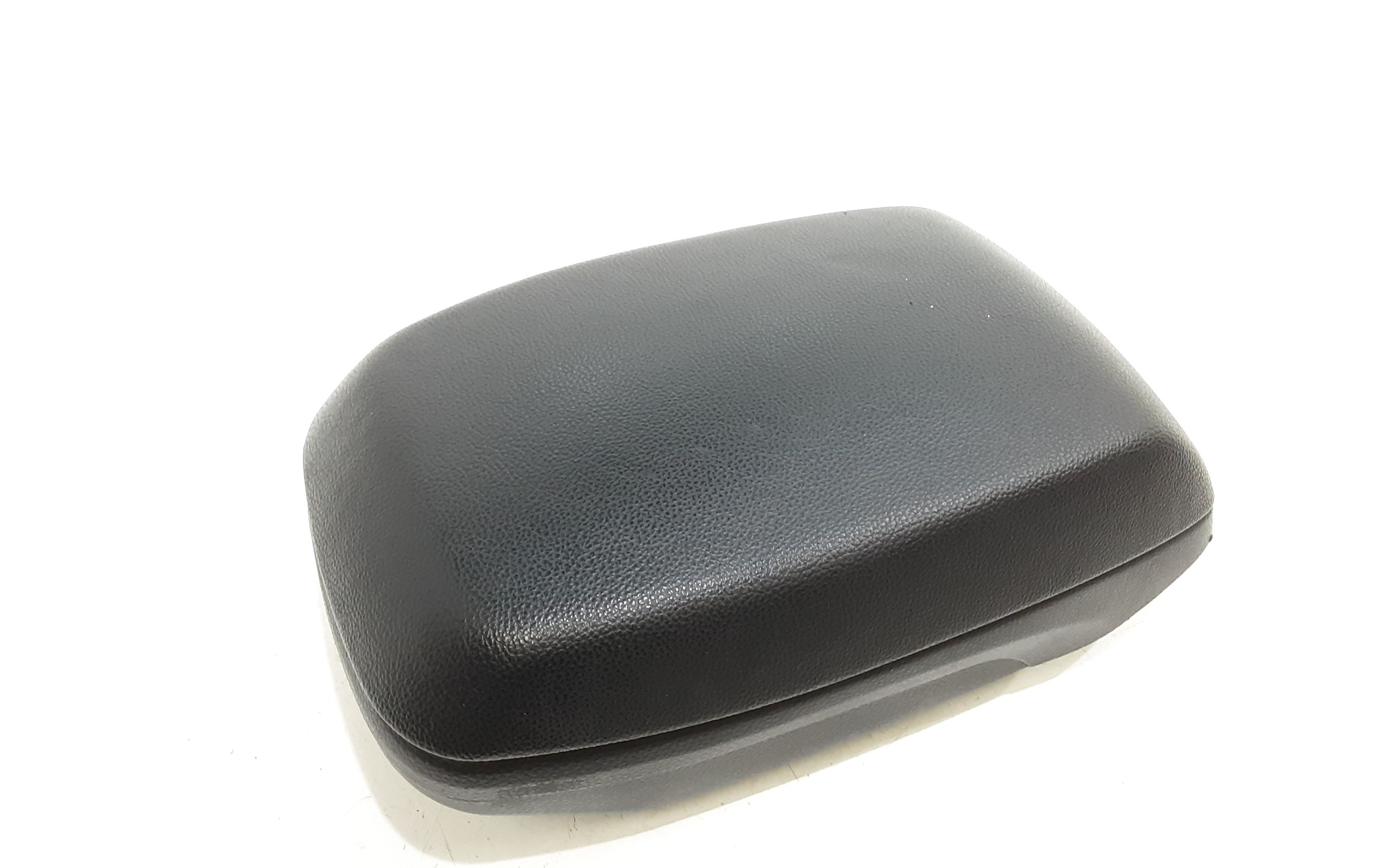 Bracciolo centrale HYUNDAI i30 Serie (12>18)