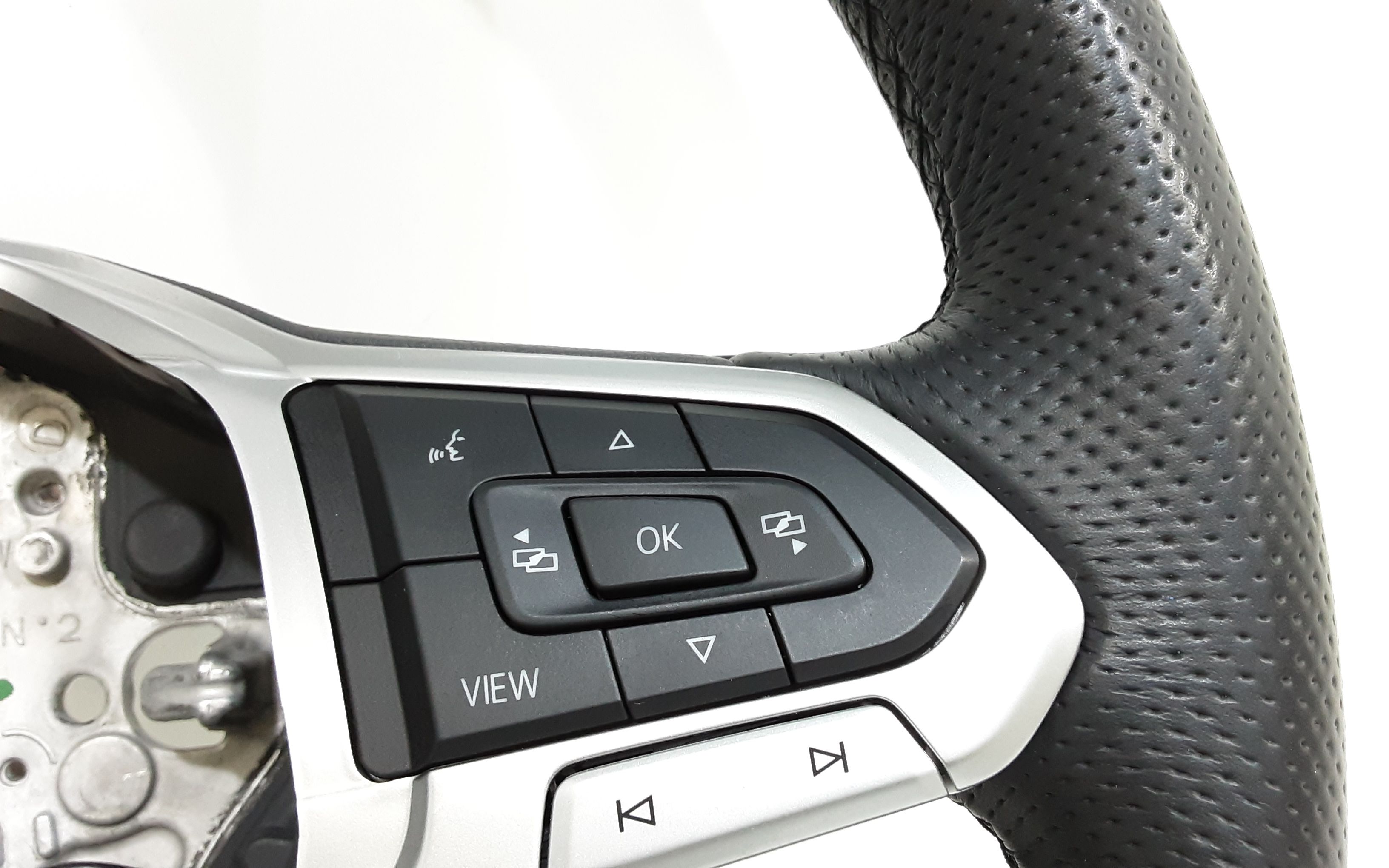 Volante VOLKSWAGEN Passat Alltrack (3G5,CB5) (15>)