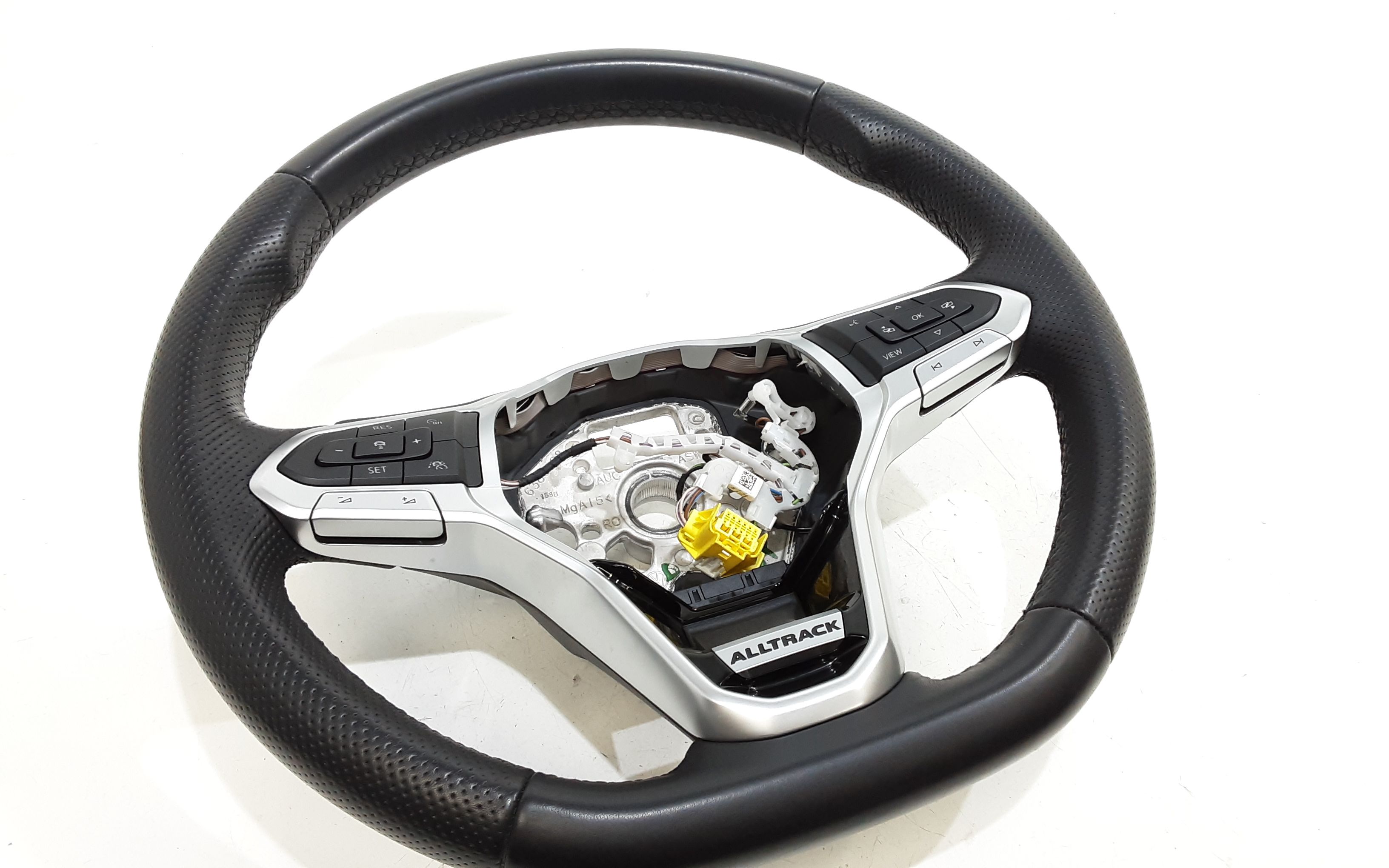 Volante VOLKSWAGEN Passat Alltrack (3G5,CB5) (15>)