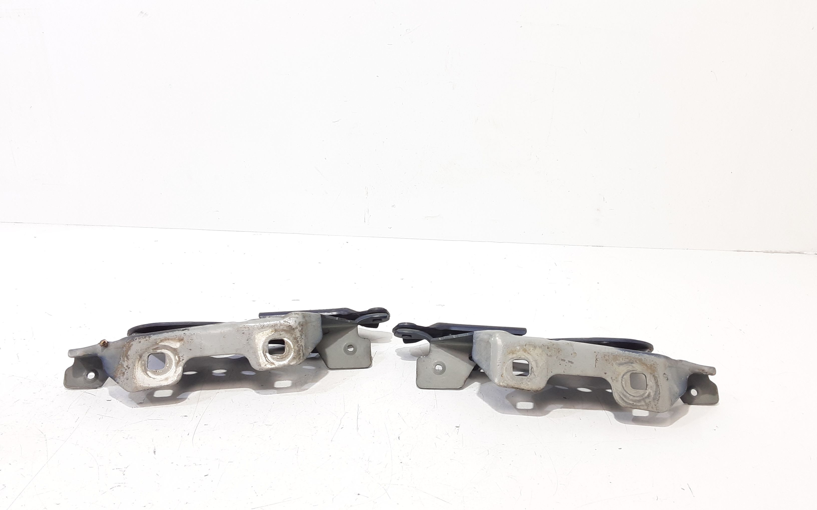 Cerniere cofano anteriore dx e sx MERCEDES Classe A W169 3 Serie