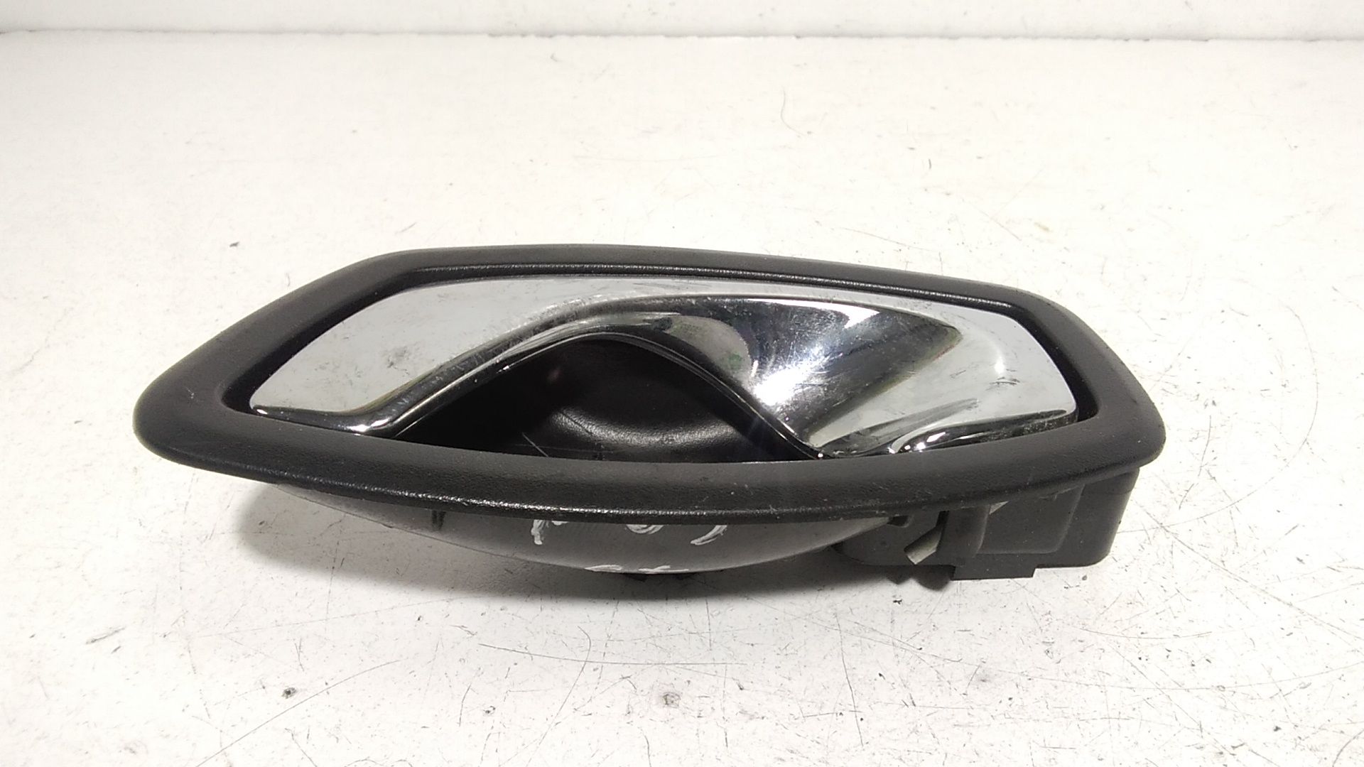 Maniglia interna Posteriore Sinistra RENAULT Clio Serie IV (12>19)