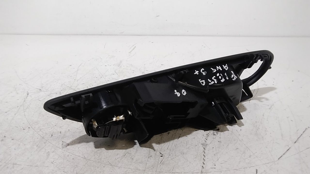 Maniglia interna anteriore Sinistra FORD Fiesta 6 Serie