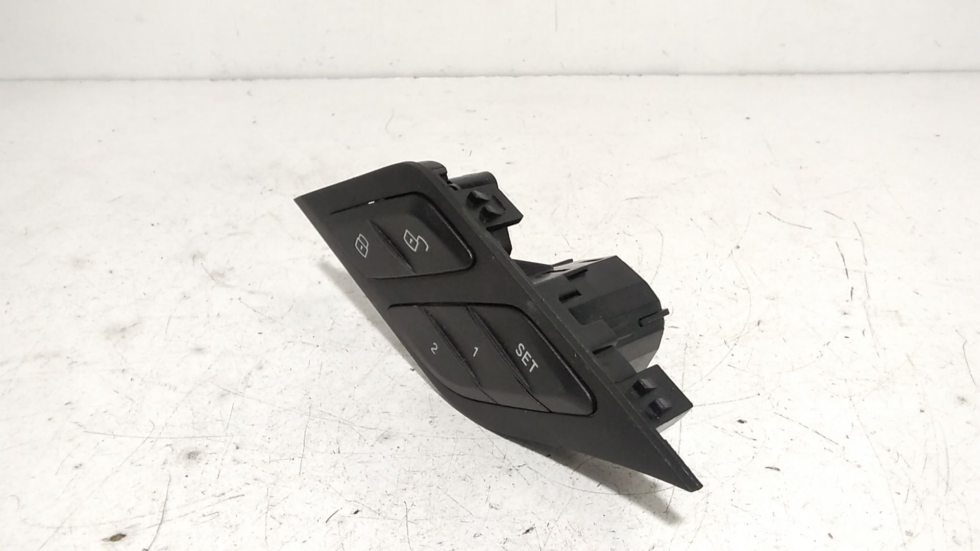 Pulsantiera chiusura porte BMW X4 Serie (G02) (18>)