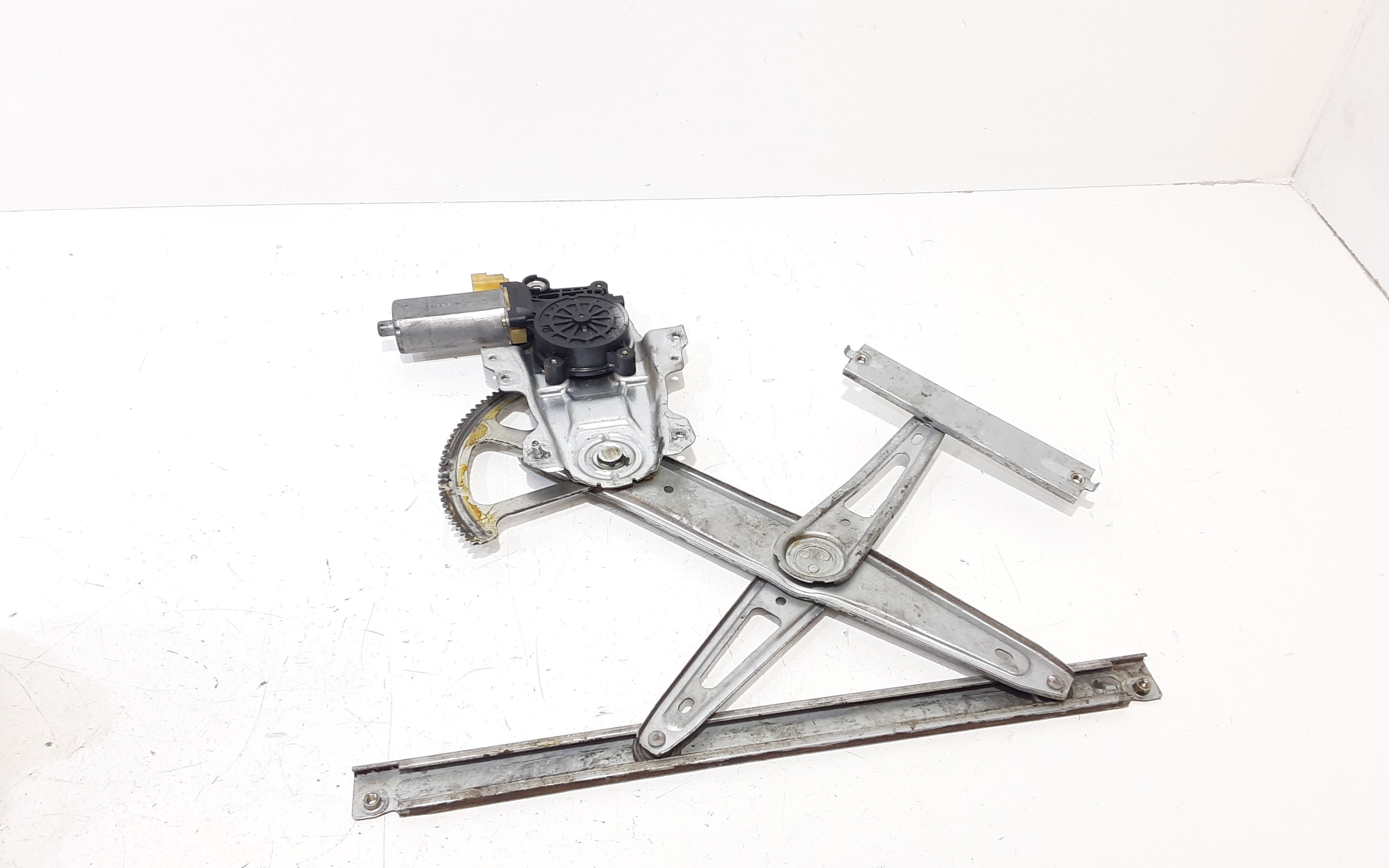 Cremagliera anteriore sinistra Guida TOYOTA Yaris 2 Serie