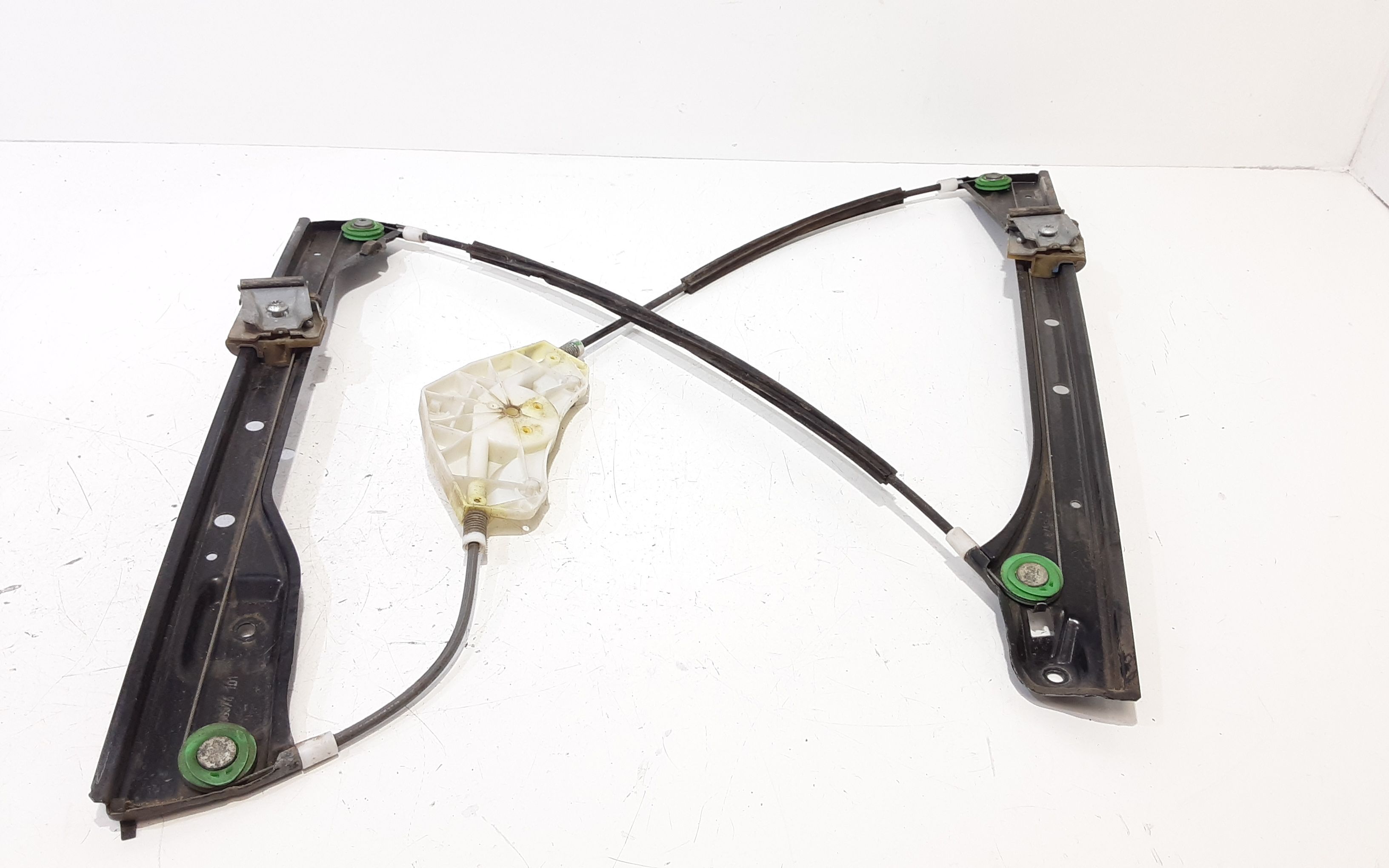 Cremagliera anteriore sinistra Guida VOLKSWAGEN Golf 5 Plus (04>08)