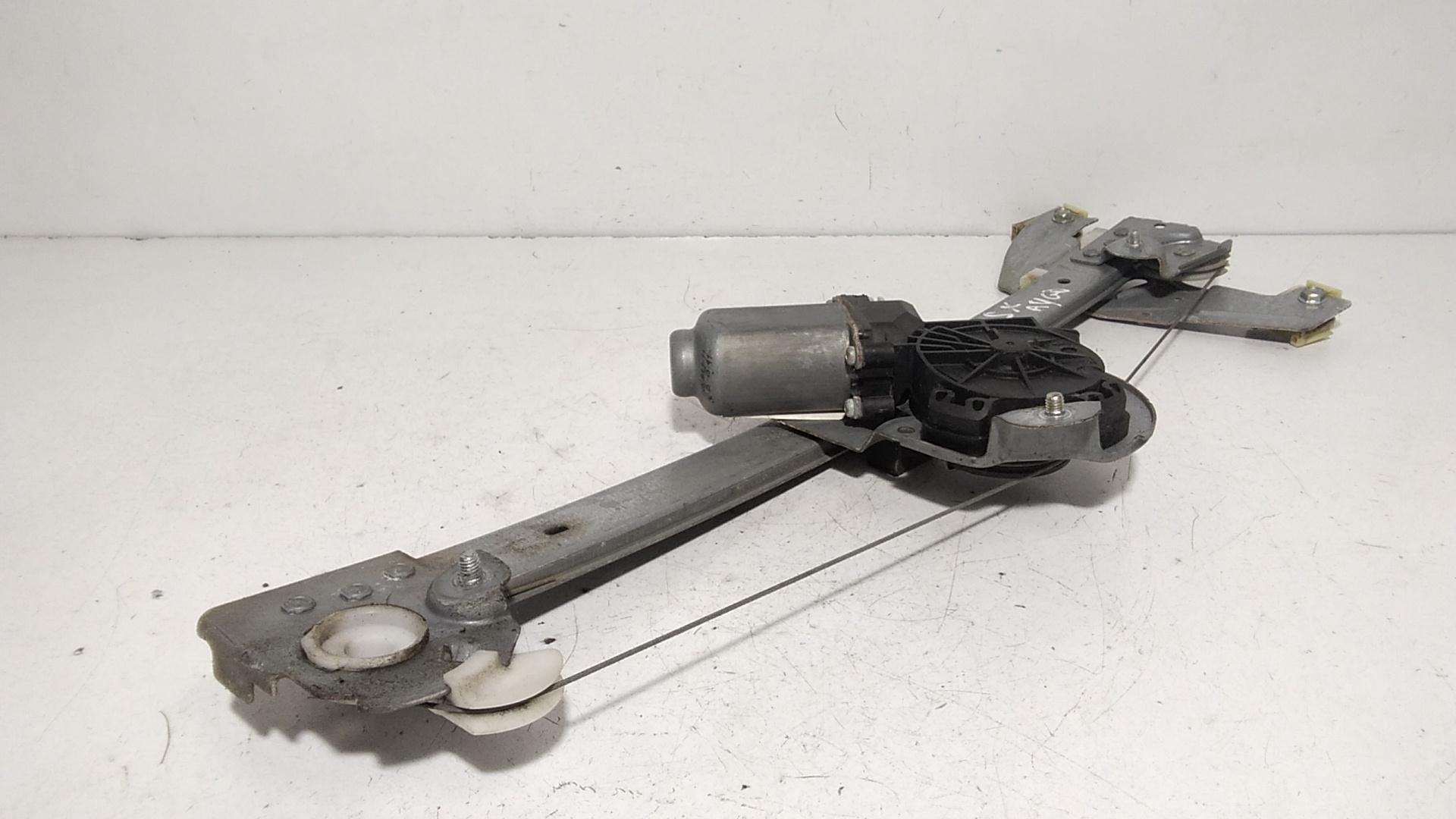 Cremagliera anteriore sinistra Guida TOYOTA Aygo 1 Serie