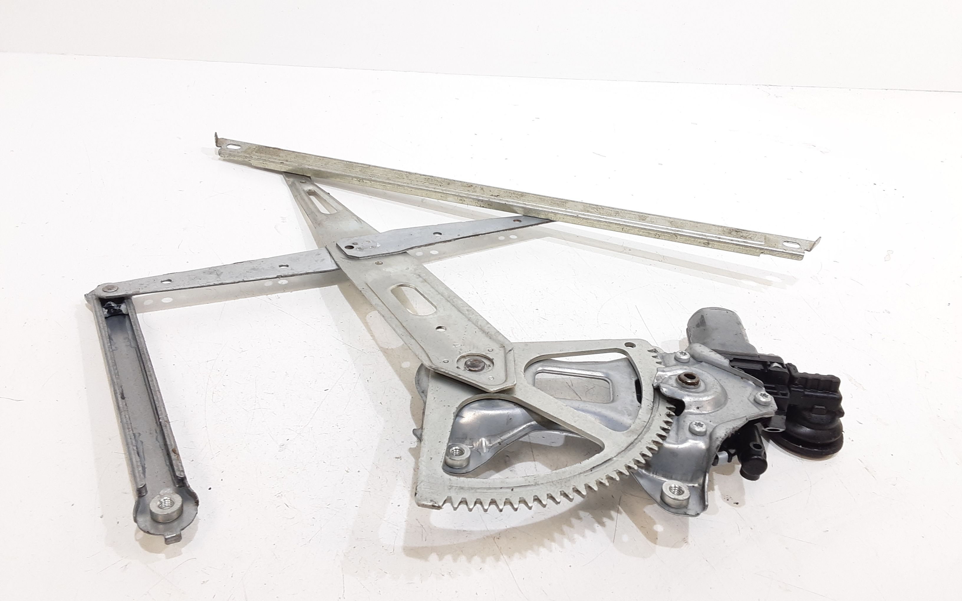 Cremagliera anteriore destra passeggero TOYOTA Verso S  (P120) (10>16)