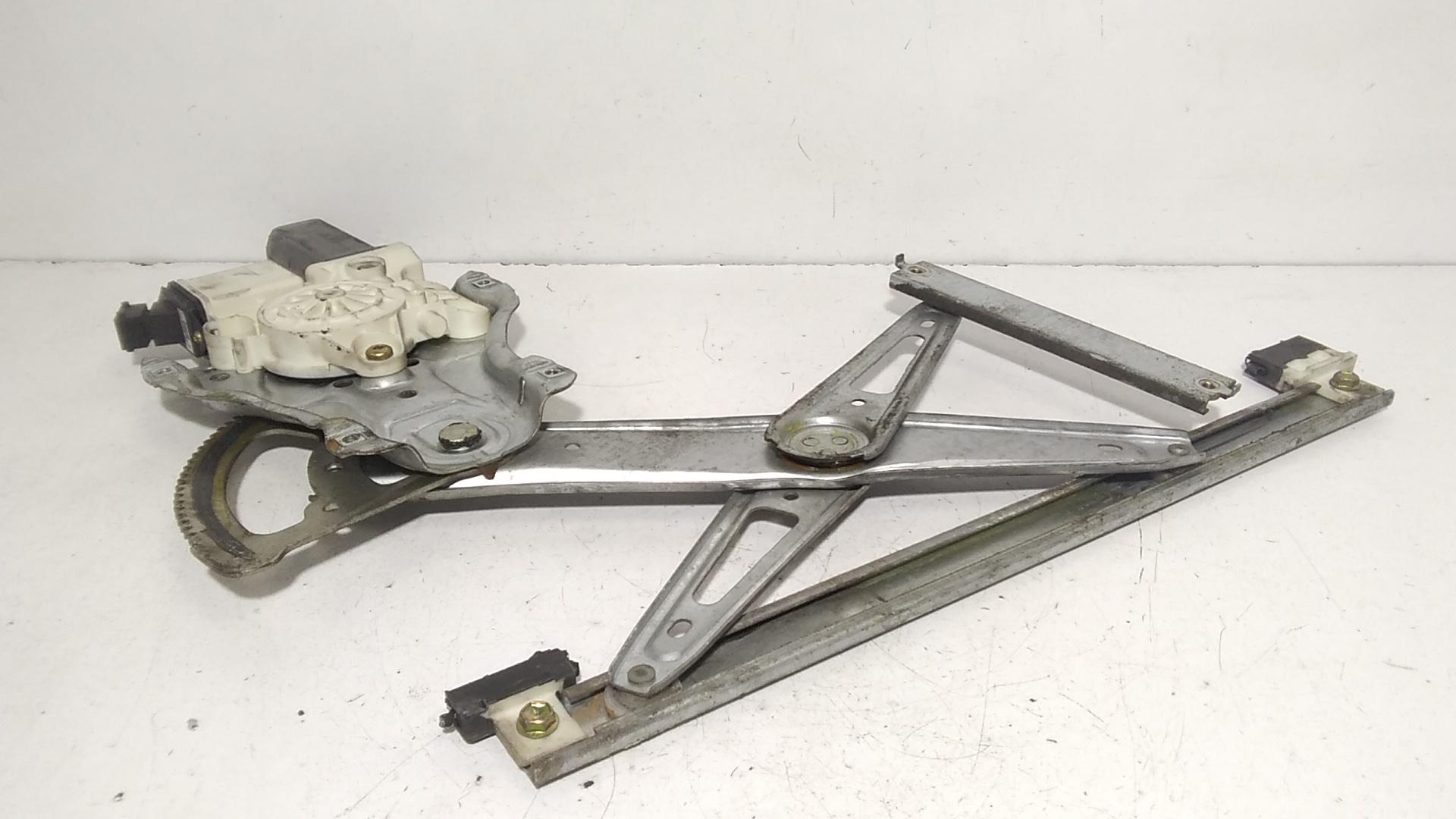 Cremagliera anteriore destra passeggero TOYOTA Corolla Berlina 3 Serie 3-5P