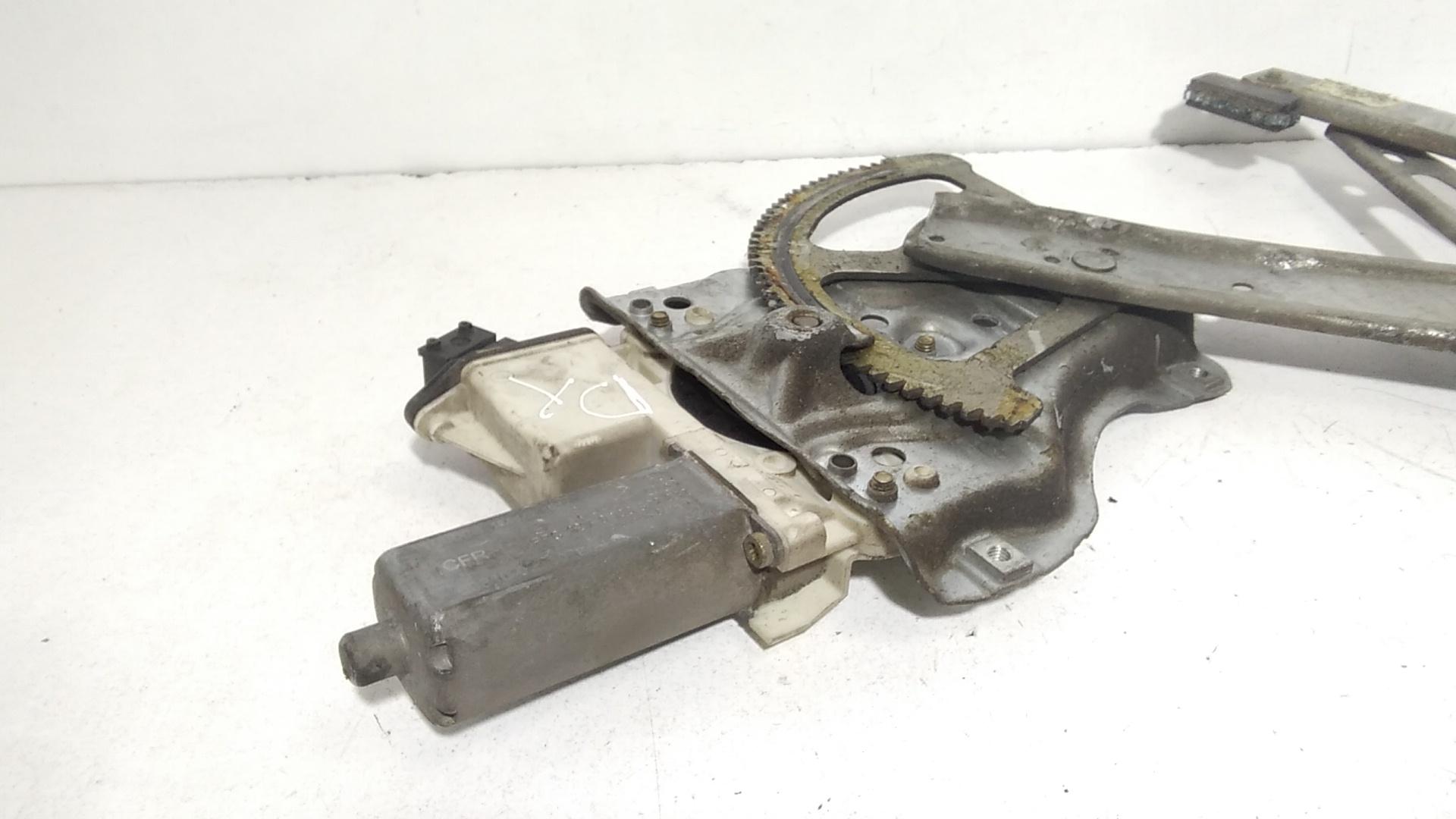 Cremagliera anteriore destra passeggero TOYOTA Corolla Berlina 3 Serie 3-5P