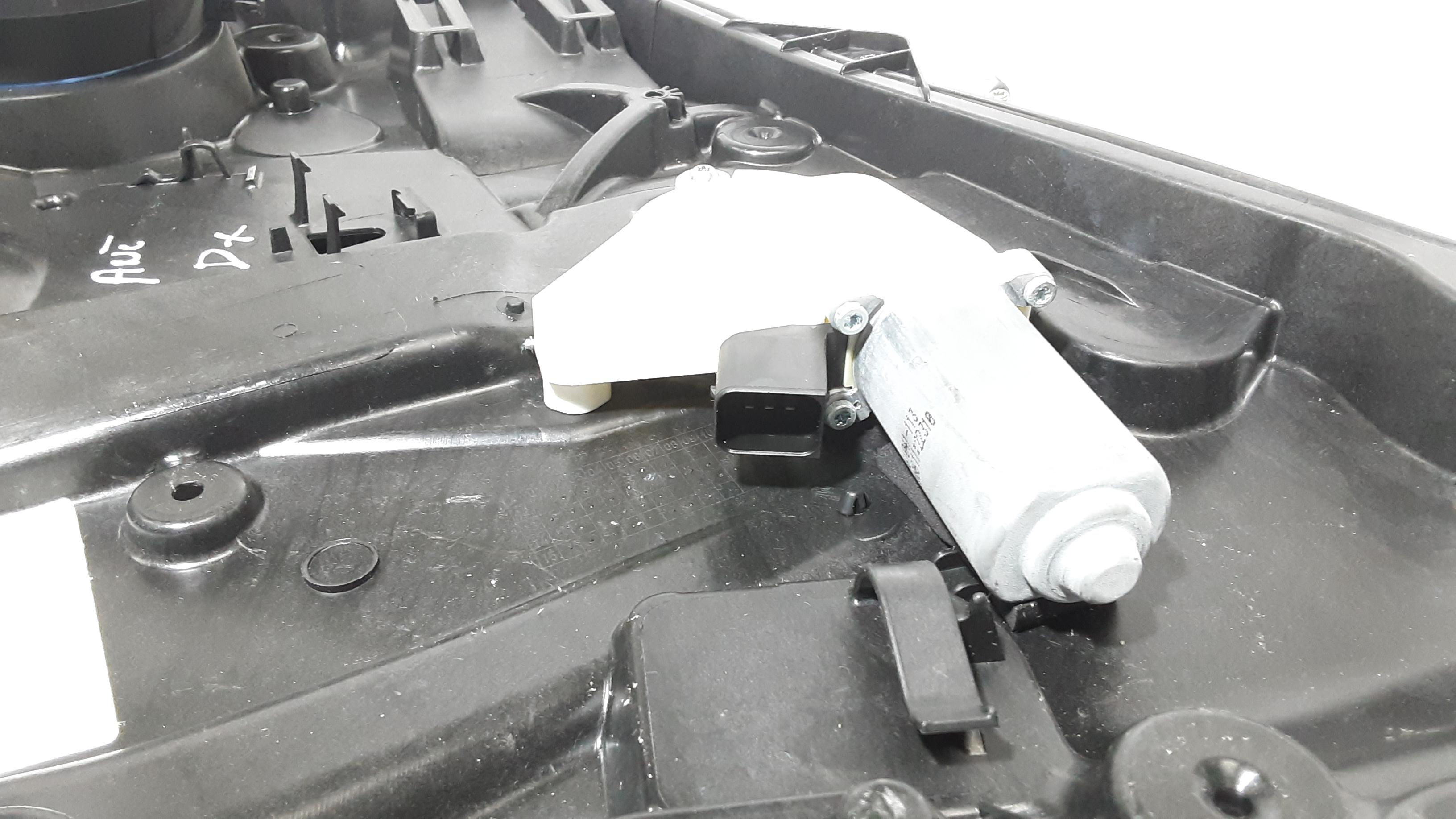 Cremagliera anteriore destra passeggero MERCEDES CLA Serie (13>)