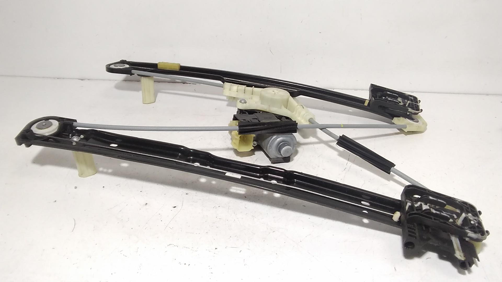 Cremagliera posteriore sinistra guida JAGUAR E-Pace Serie  (17>)