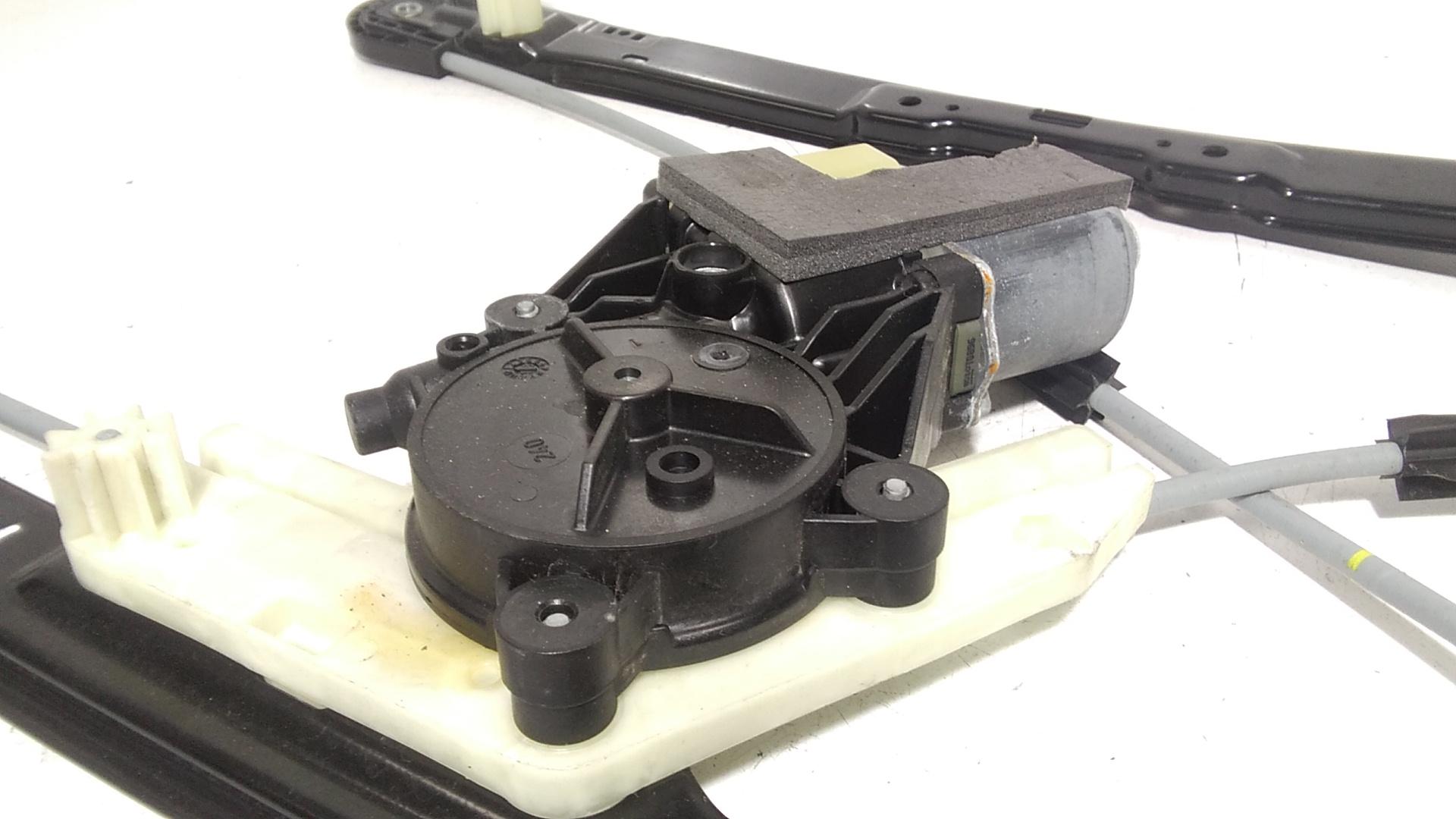 Cremagliera posteriore sinistra guida JAGUAR E-Pace Serie  (17>)