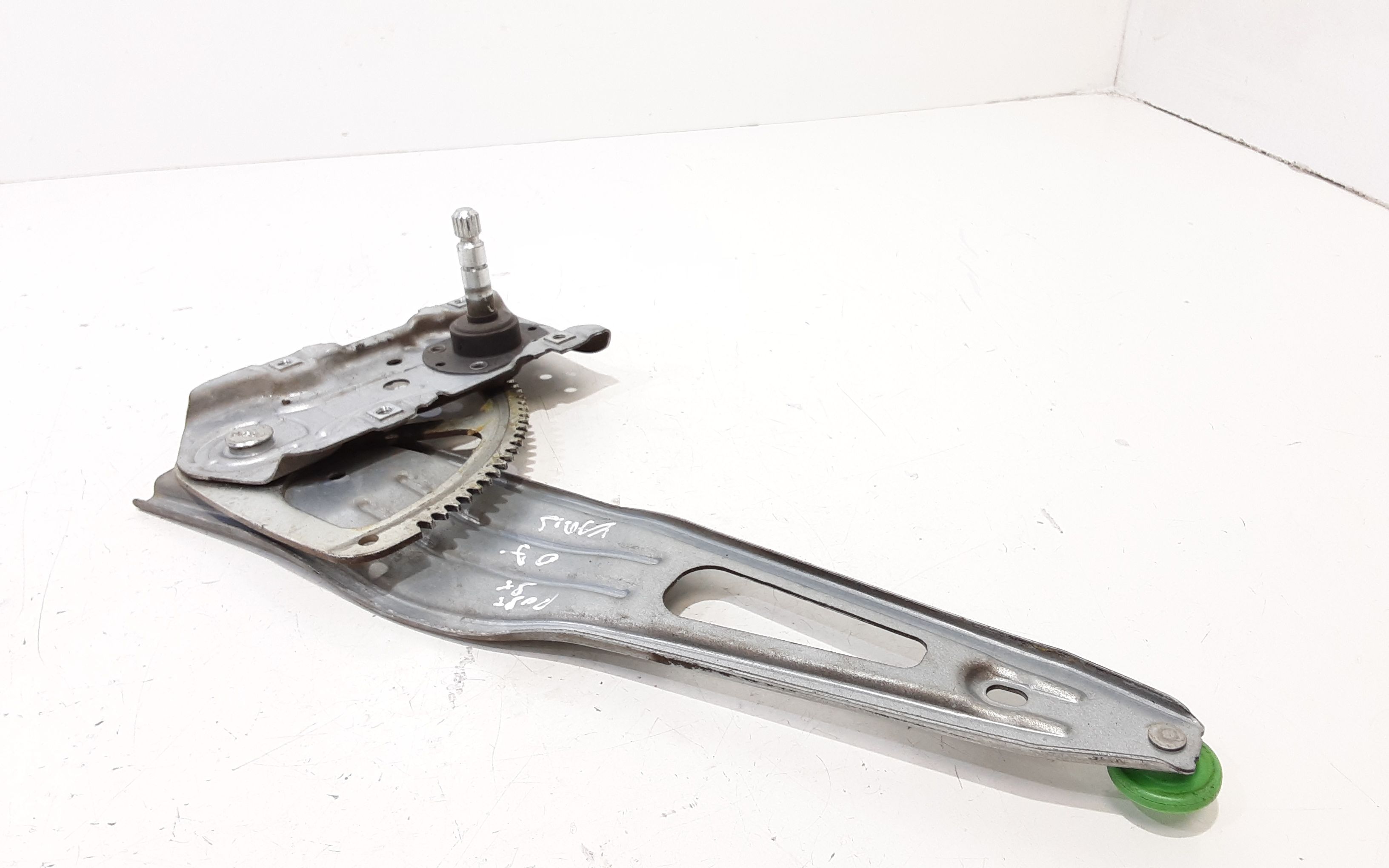 Cremagliera posteriore sinistra guida TOYOTA Yaris 3 Serie