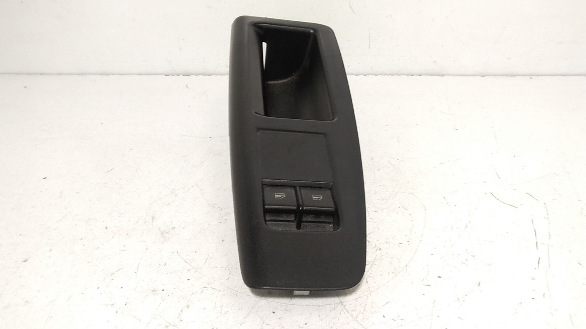 Pulsantiera anteriore sinistra Guida VOLKSWAGEN Polo 4 Serie