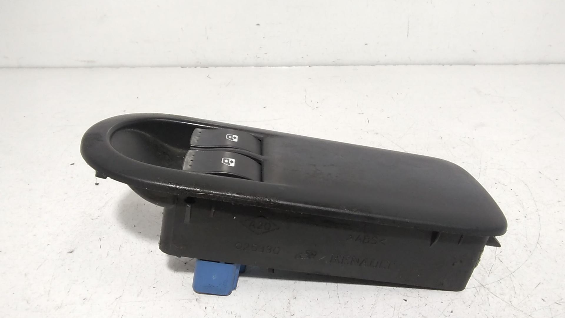 Pulsantiera anteriore sinistra Guida RENAULT Scenic 3 Serie