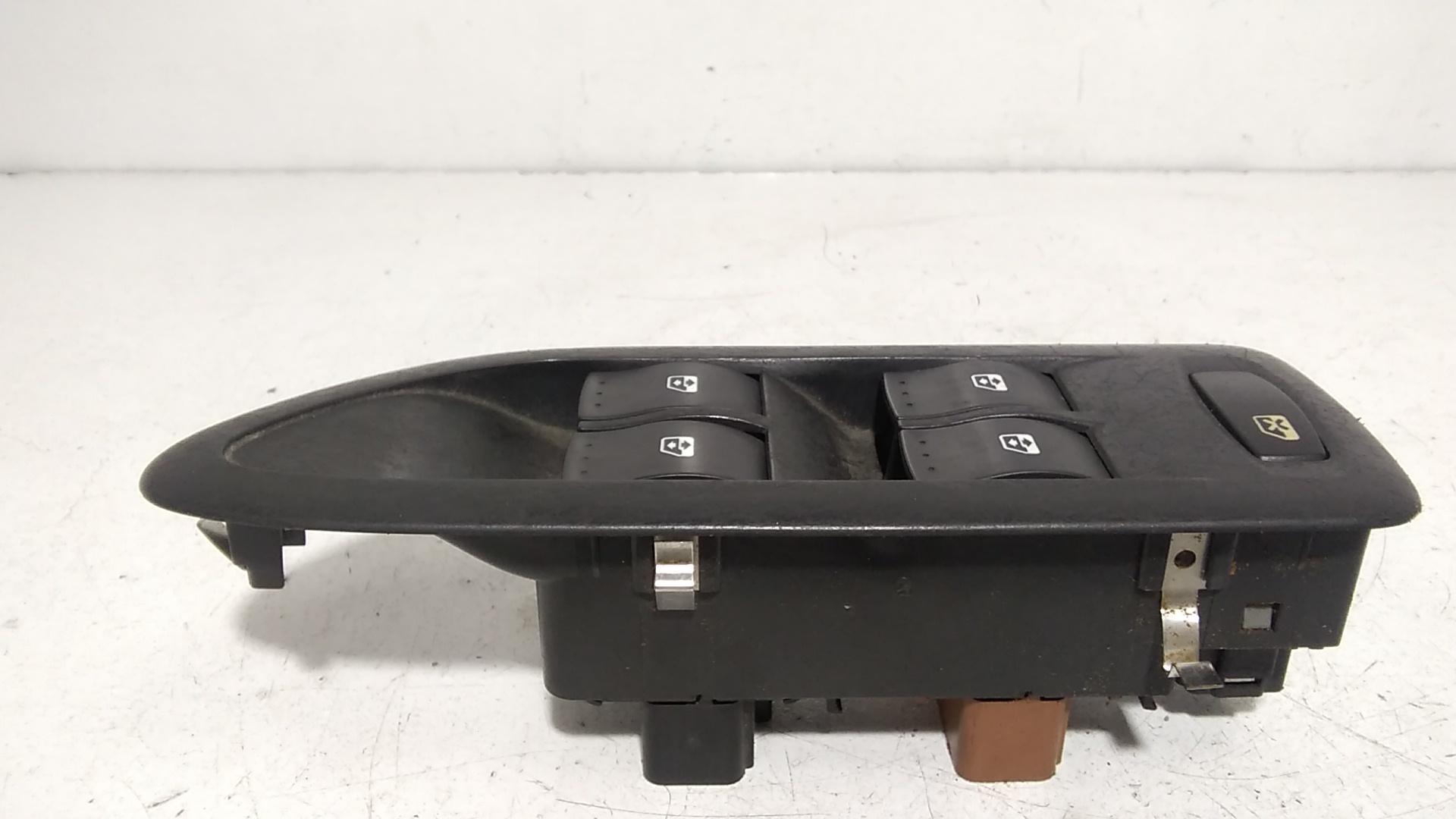 Pulsantiera anteriore sinistra Guida RENAULT Laguna Grand Tour 4 Serie